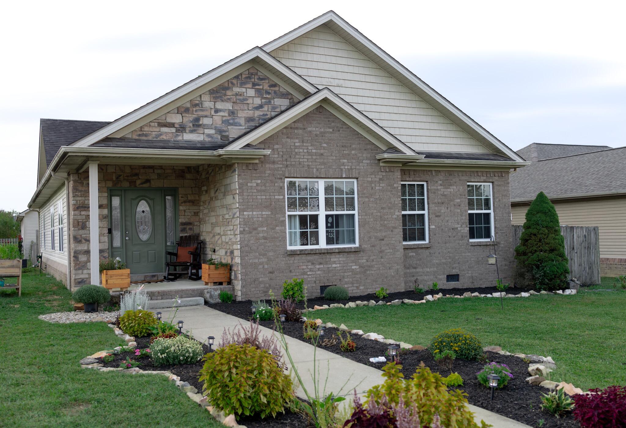 101 Red Robin Way Property Photo 1