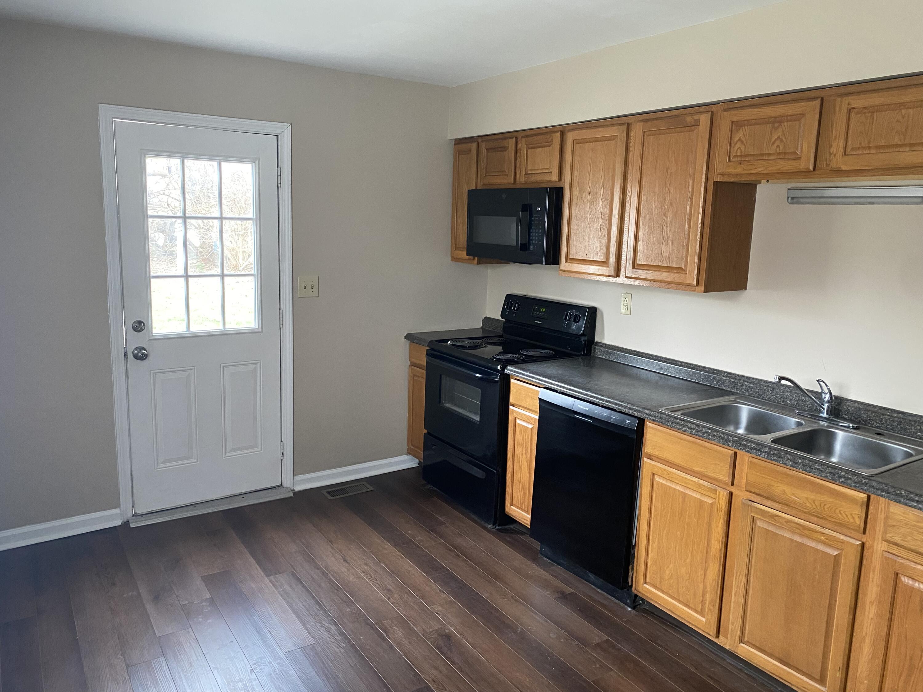 3601 Crosby Drive Property Photo 4