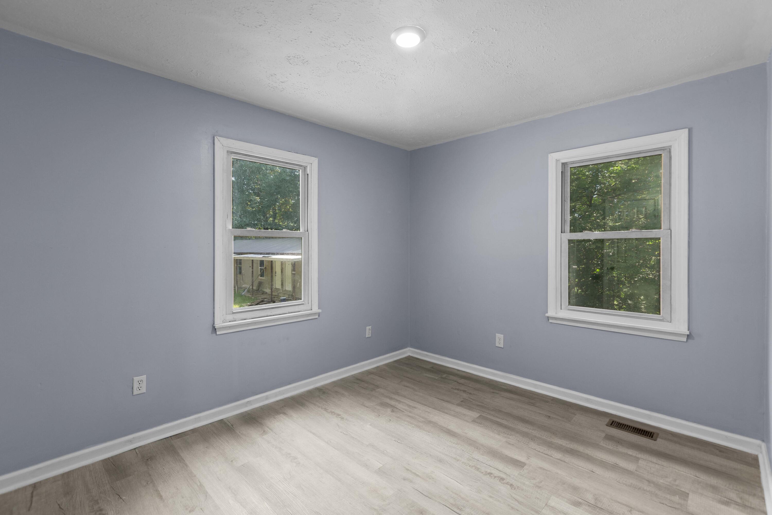 231 Sowder Lane Property Photo 6