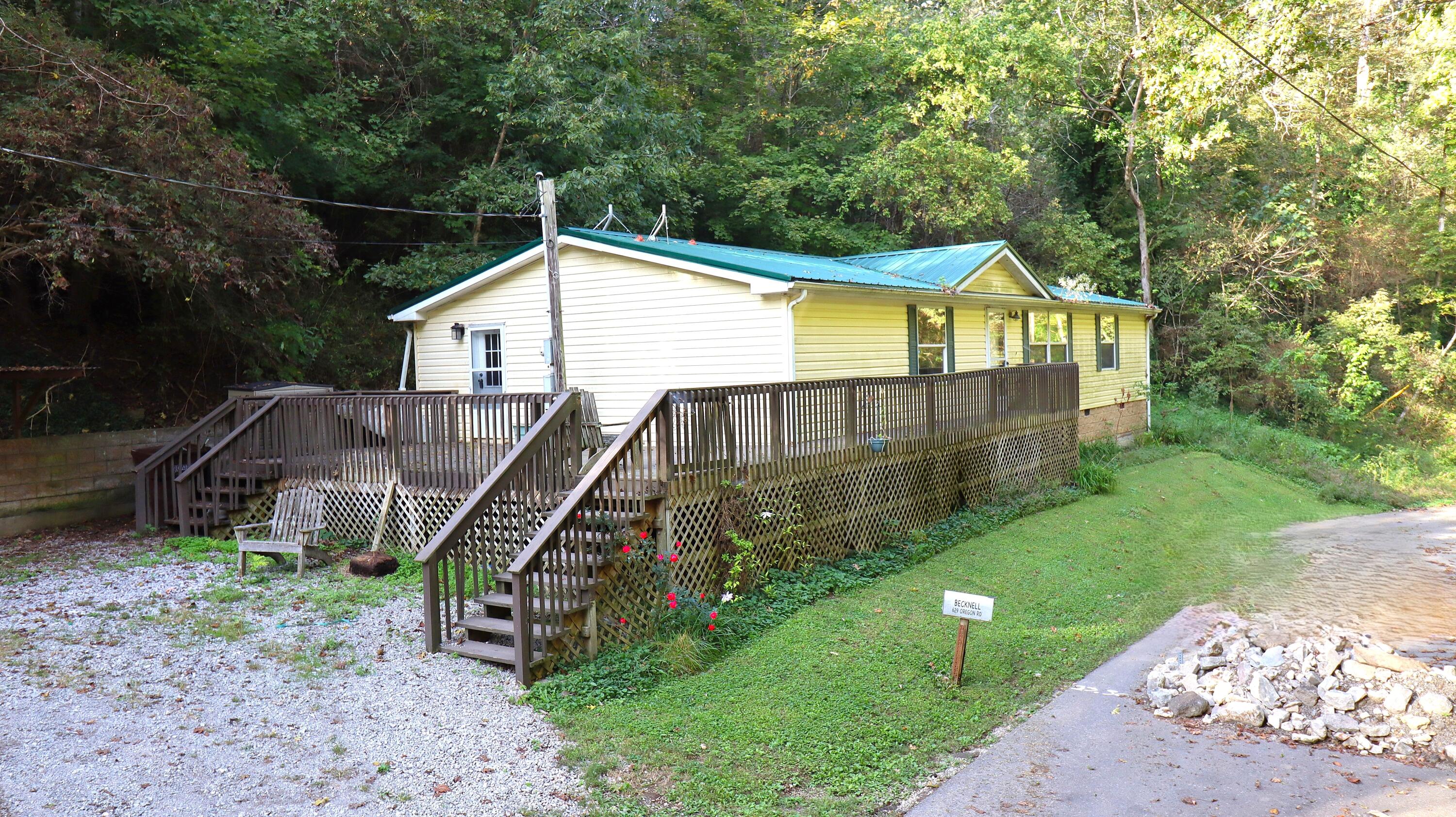 629 Oregon Road Property Photo 1