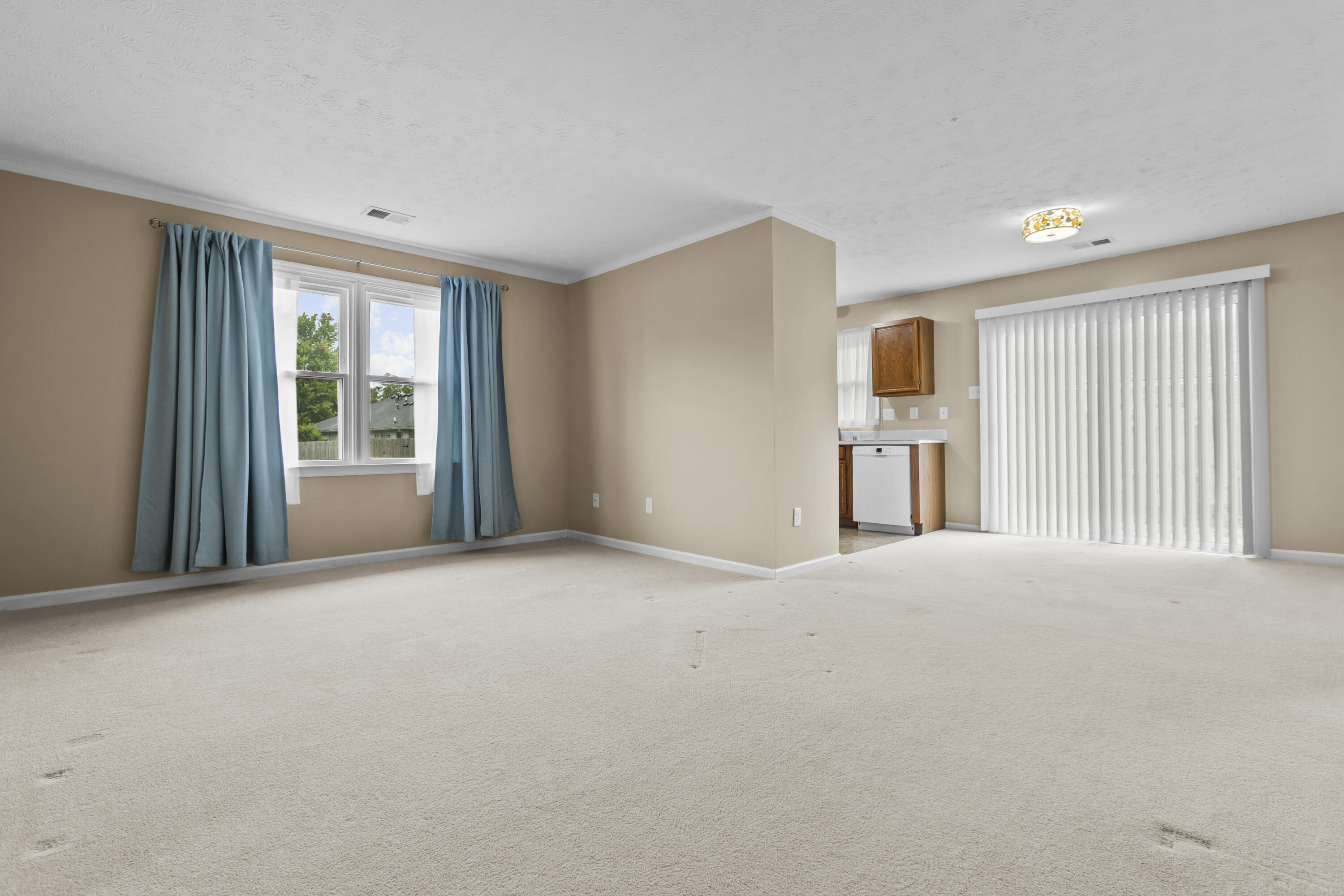 1575 Trent Boulevard Property Photo 5