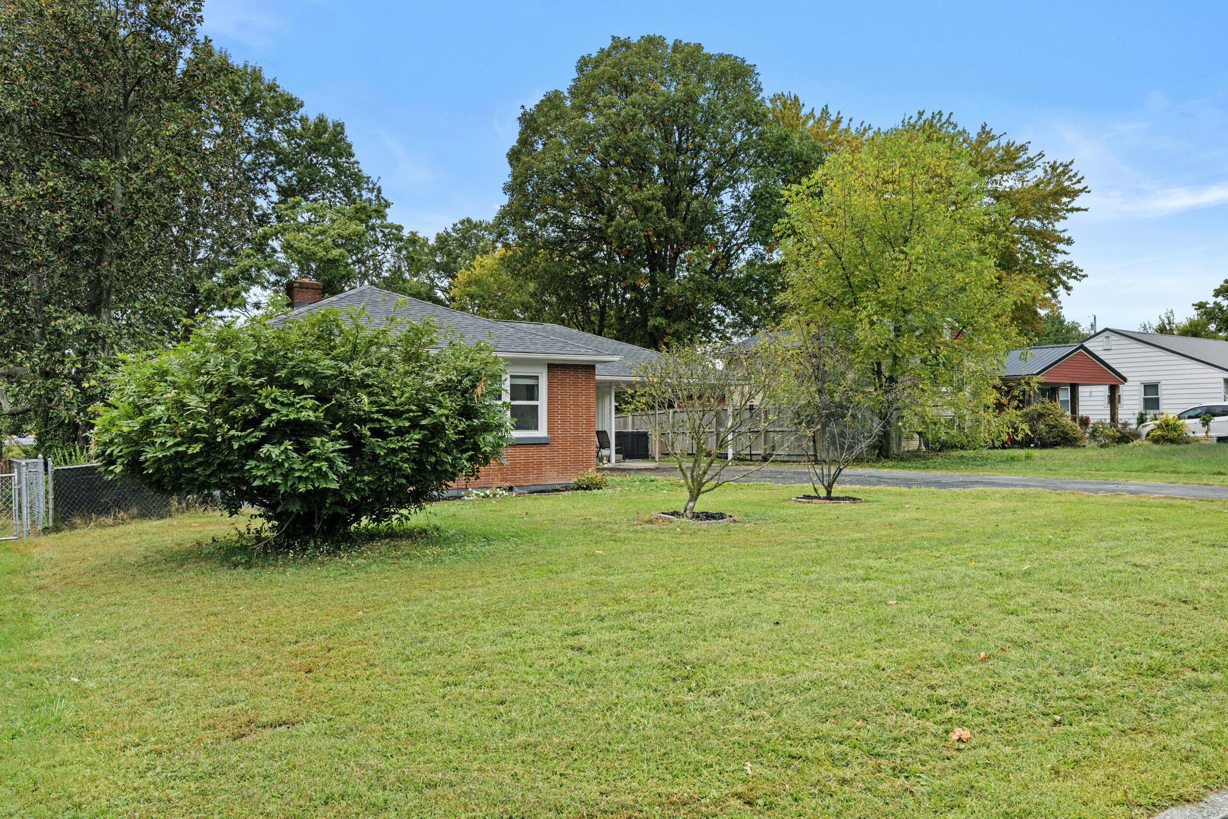 109 Meadowlark Drive Property Photo 3