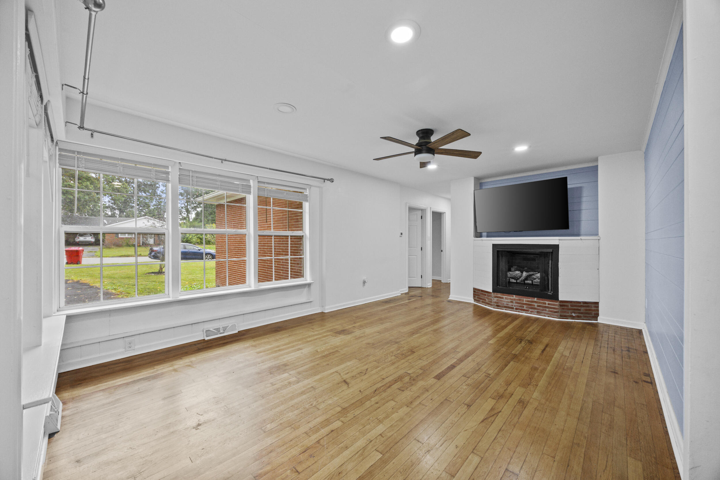 109 Meadowlark Drive Property Photo 7