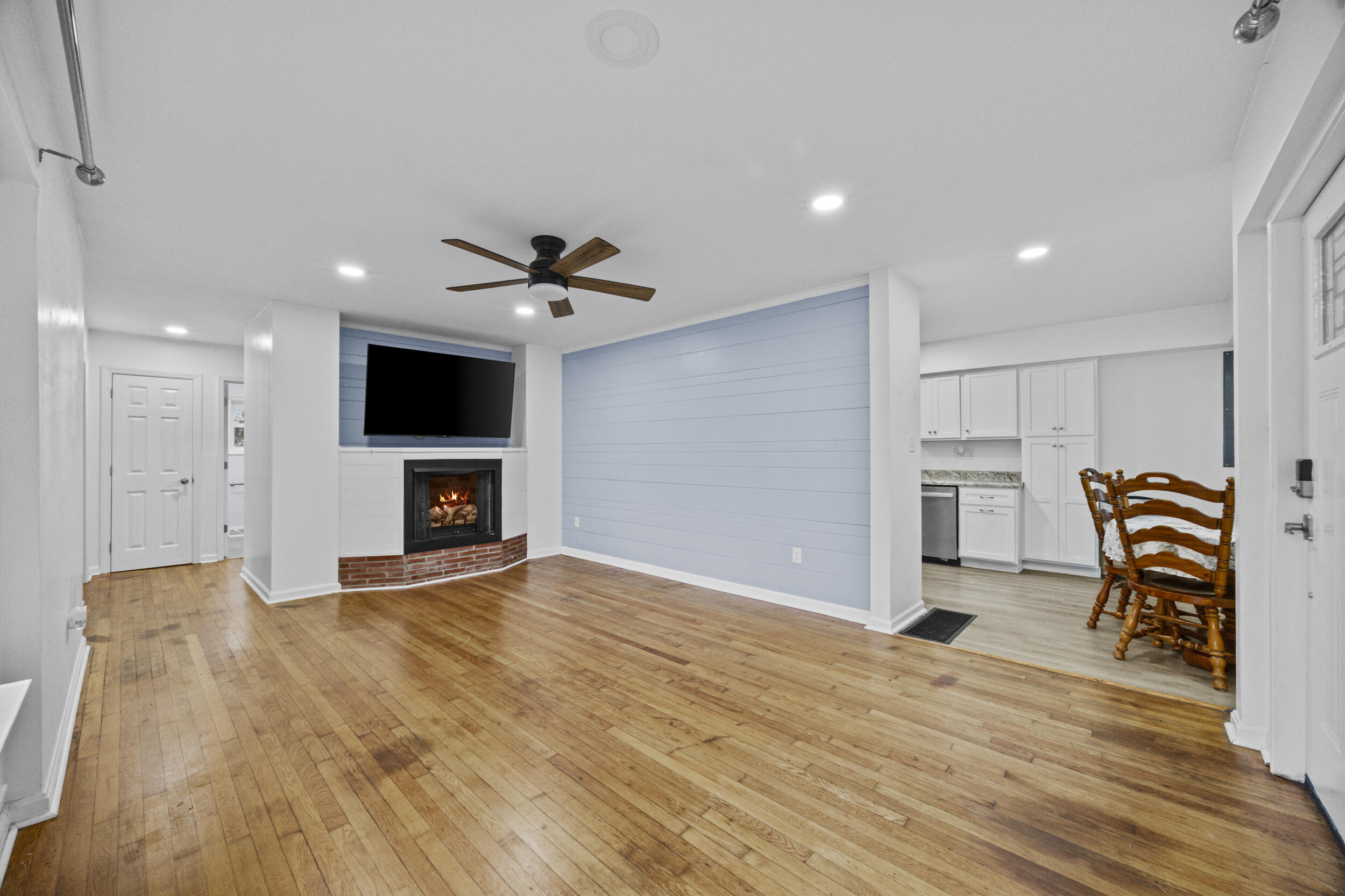 109 Meadowlark Drive Property Photo 11