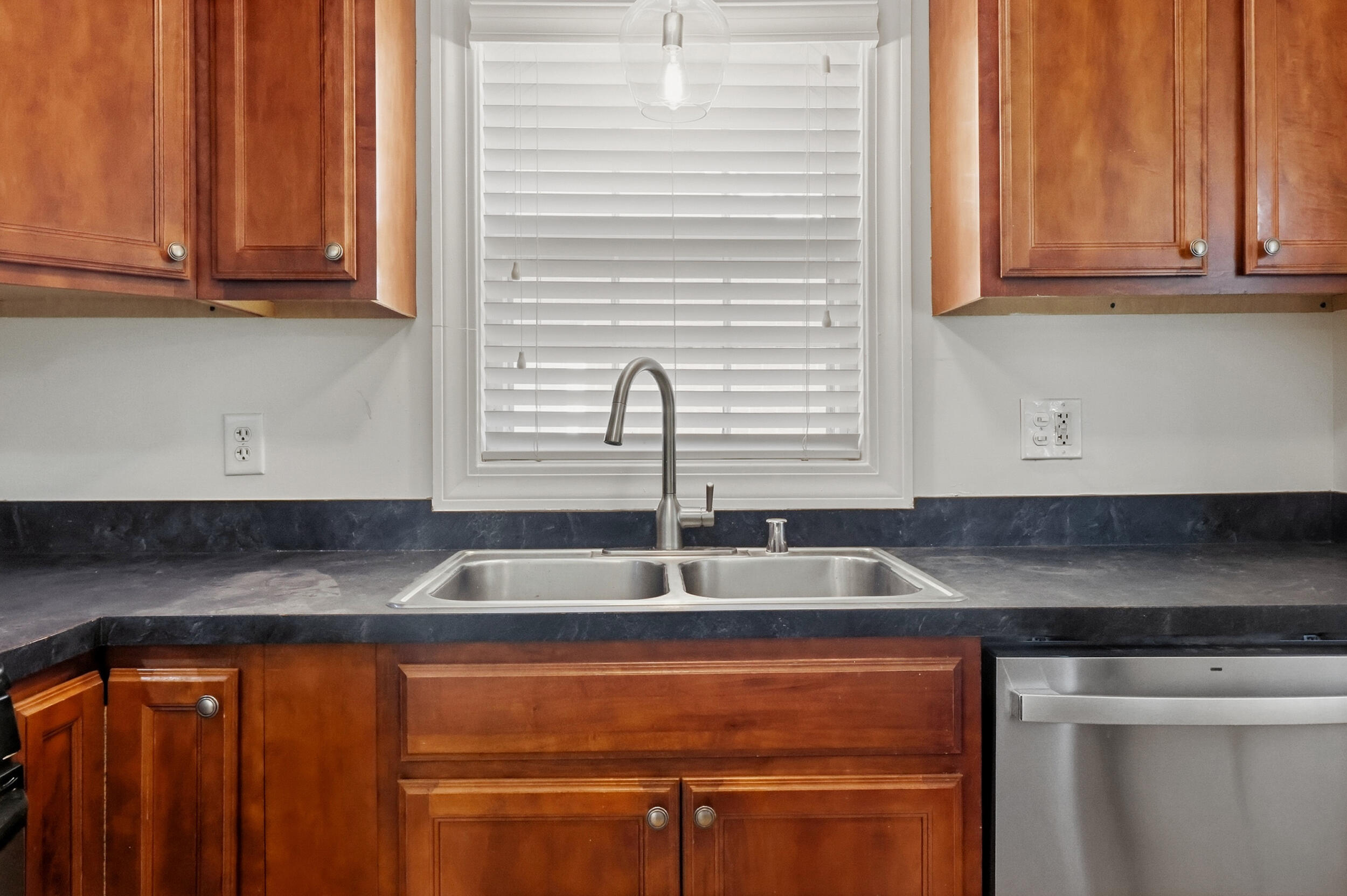 593 Mitchell Avenue Property Photo 19
