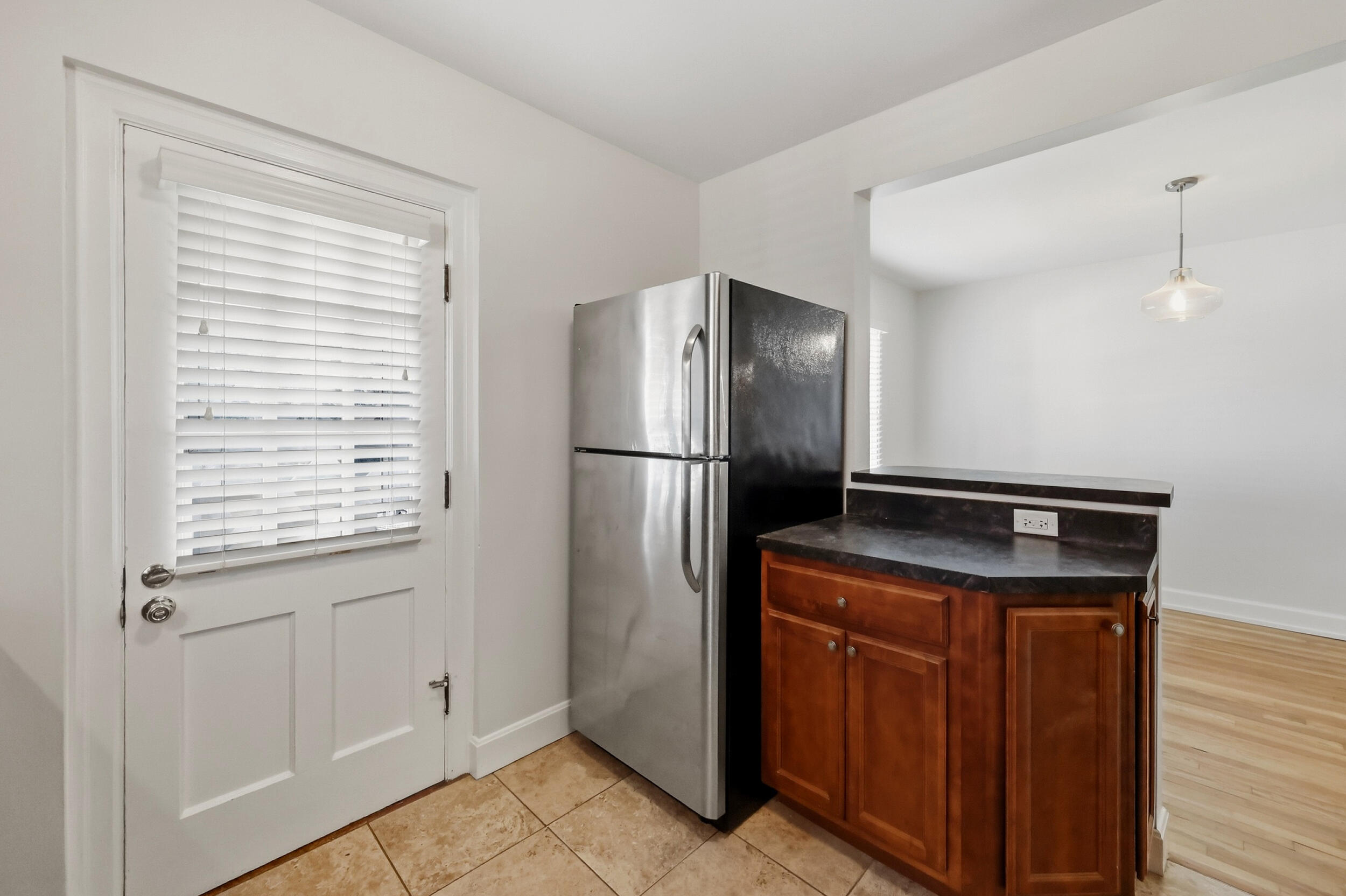 593 Mitchell Avenue Property Photo 20