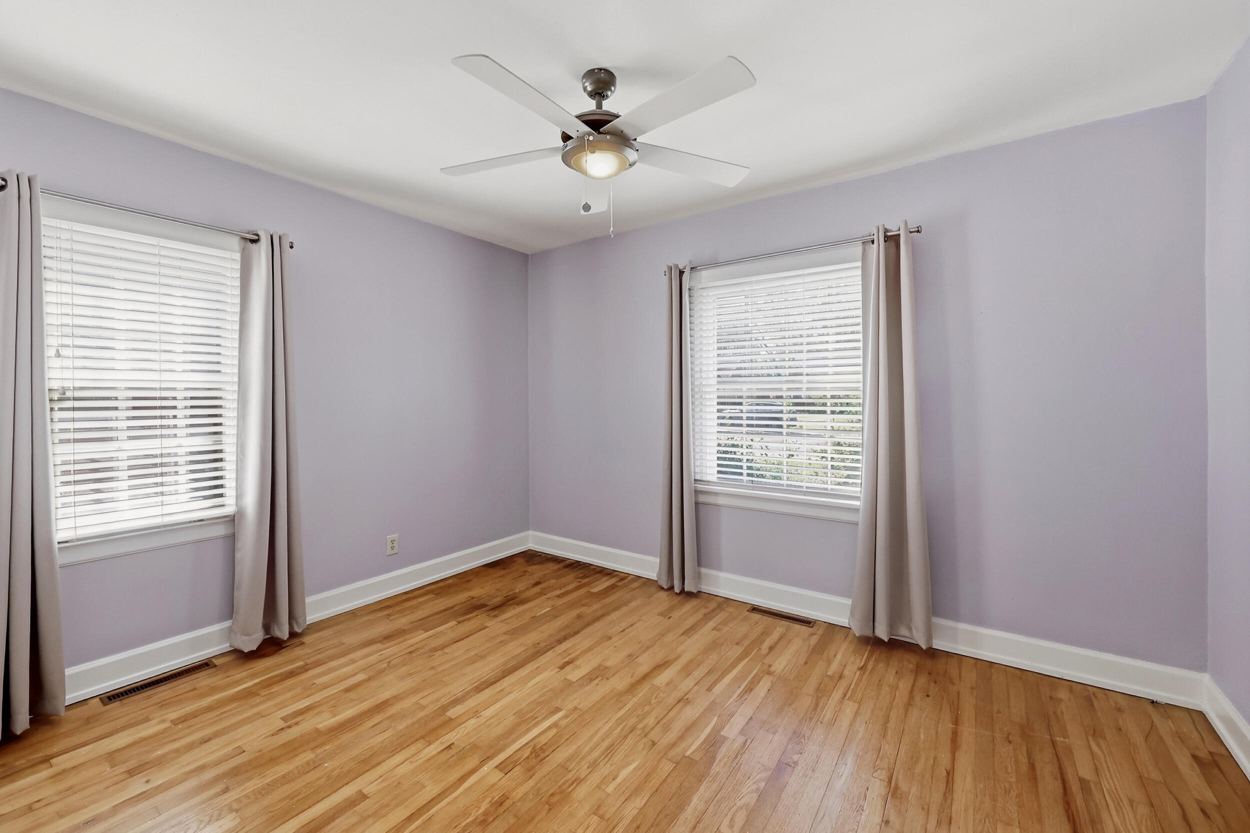 593 Mitchell Avenue Property Photo 25