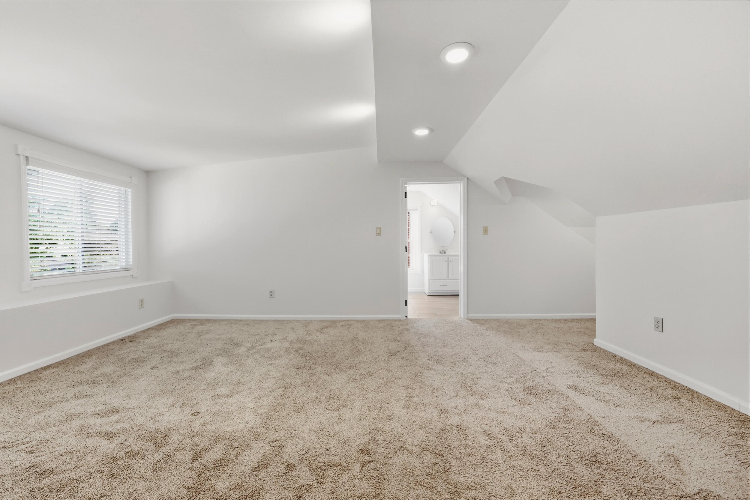 593 Mitchell Avenue Property Photo 31