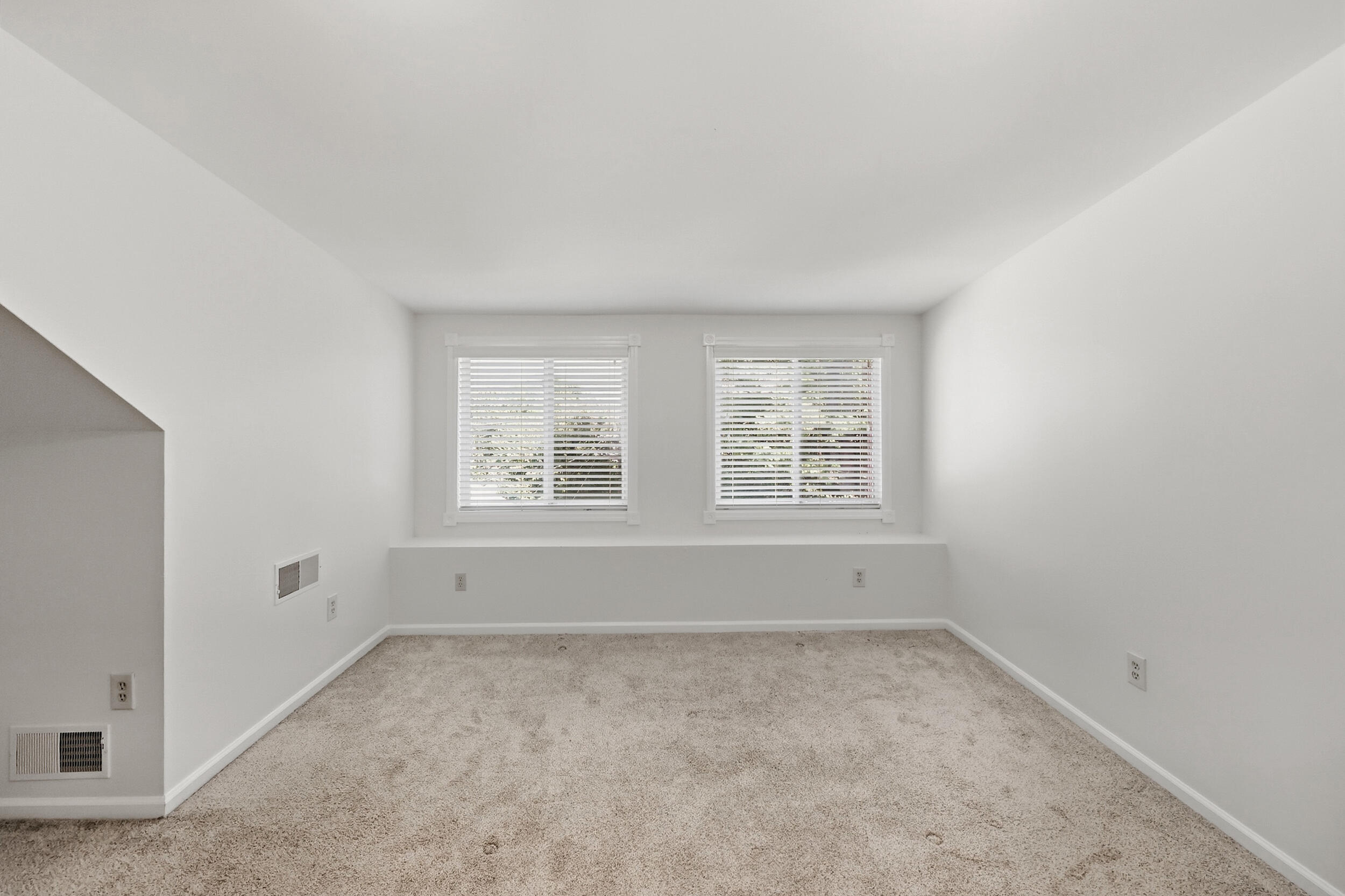 593 Mitchell Avenue Property Photo 32