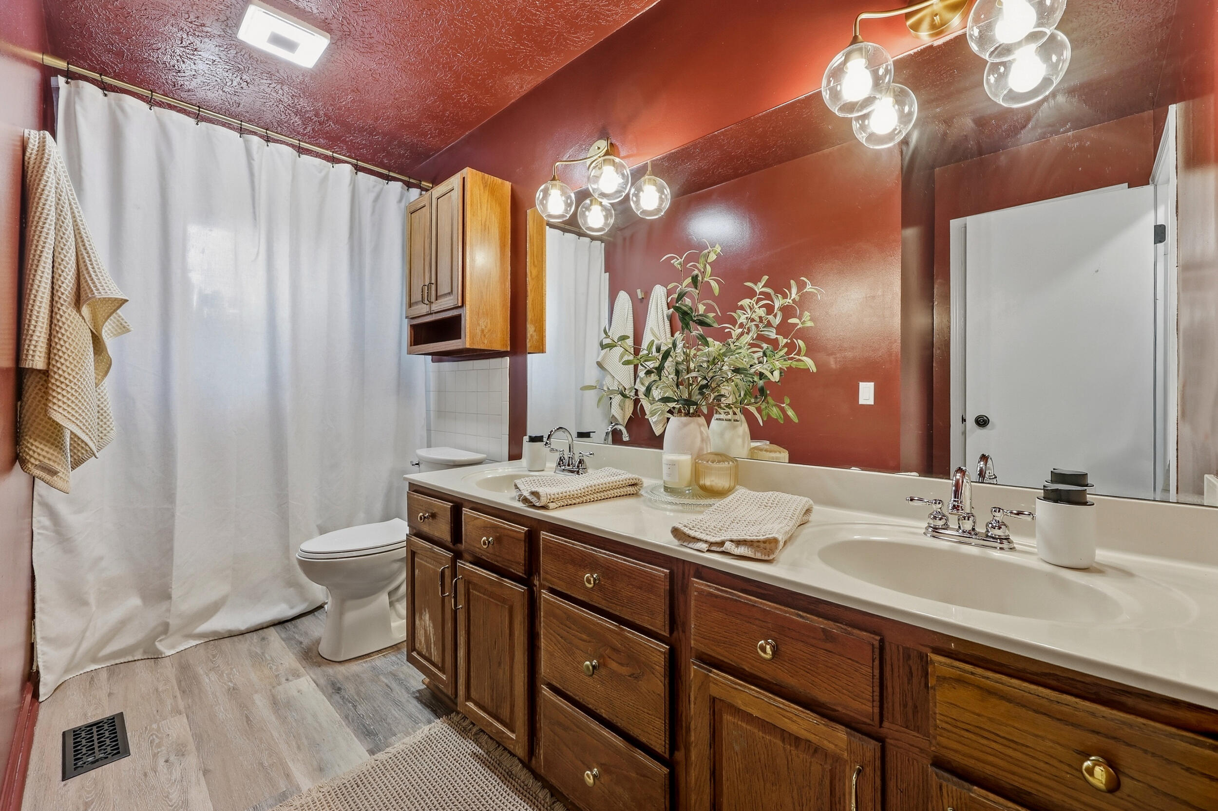 348 Whitfield Drive Property Photo 17
