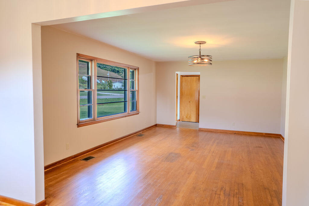 1330 Highway 191 Property Photo 14