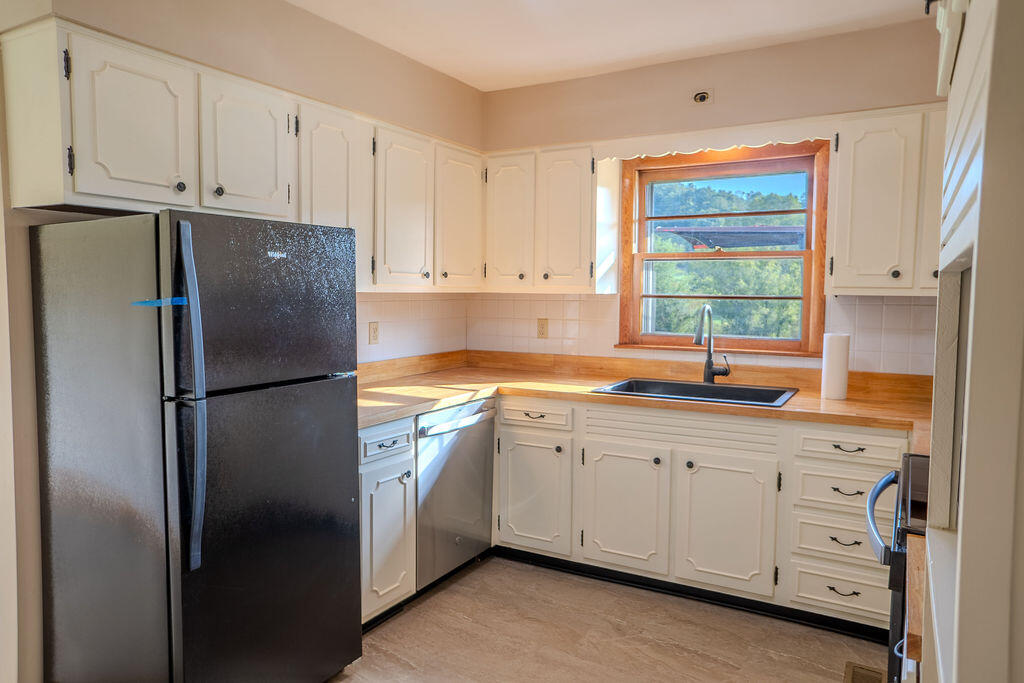 1330 Highway 191 Property Photo 16