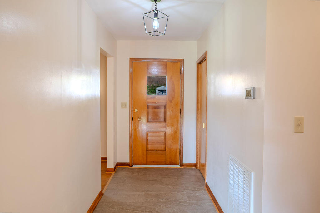 1330 Highway 191 Property Photo 21