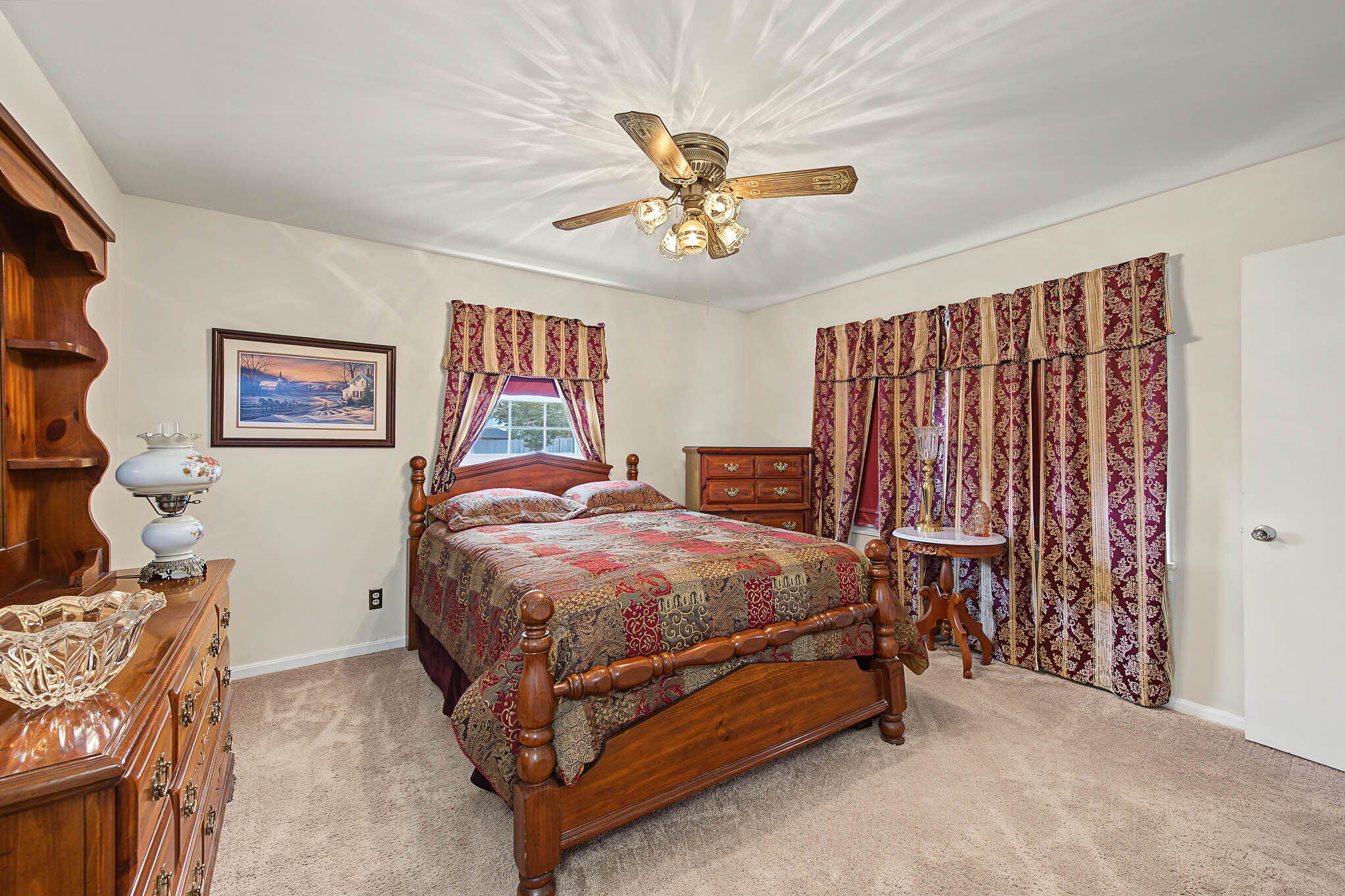 1144 Rodes Drive Property Photo 15