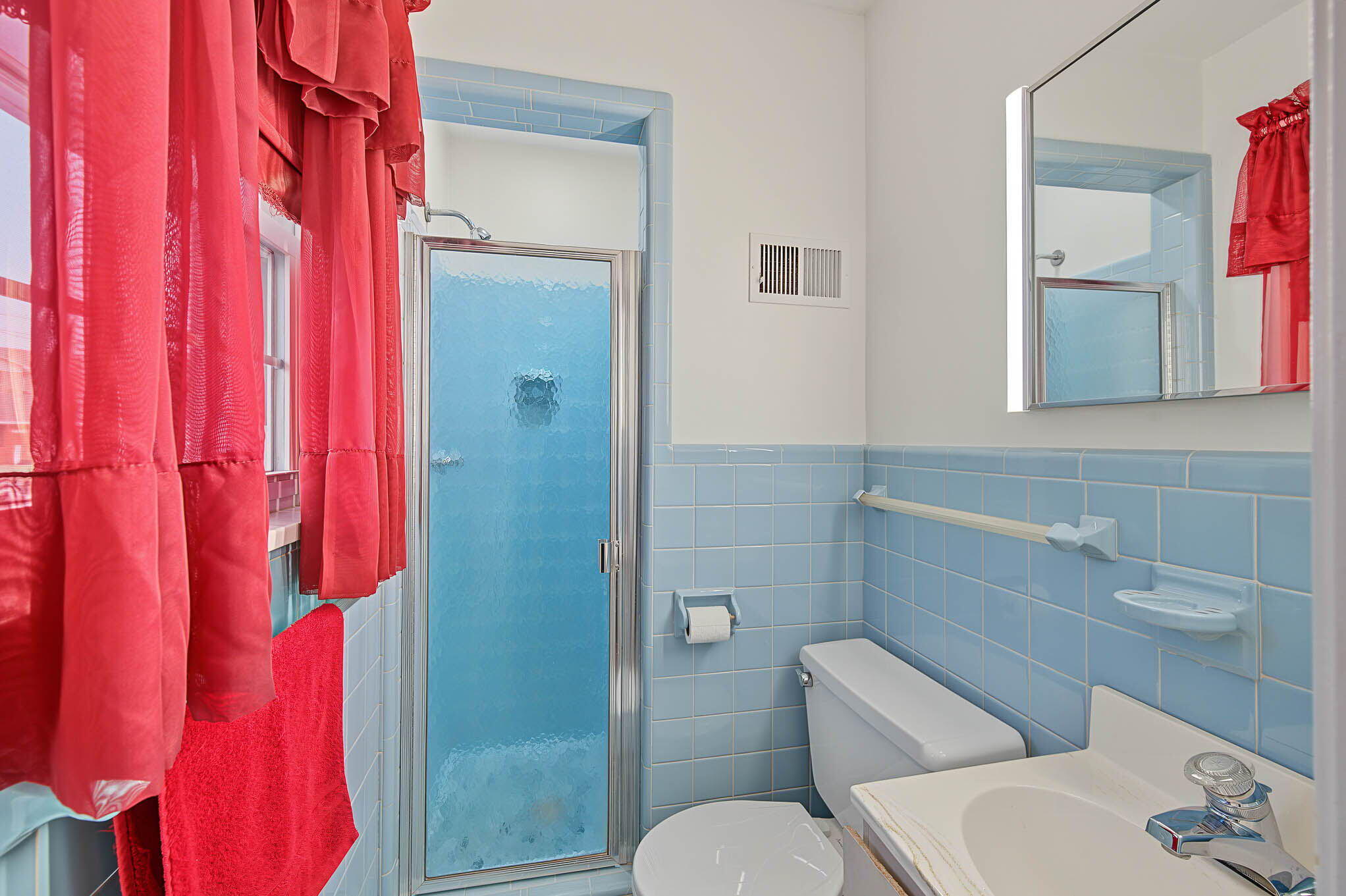 1144 Rodes Drive Property Photo 17