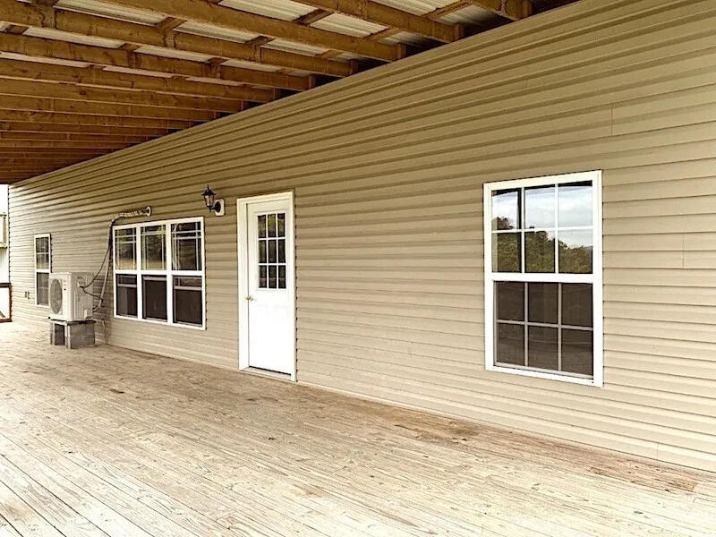 99 Tree Top Lane Property Photo 4