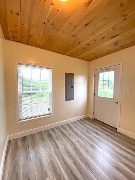 99 Tree Top Lane Property Photo 17