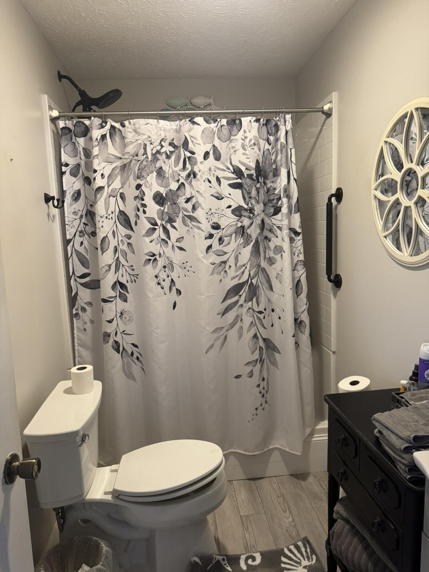 99 Tree Top Lane Property Photo 23