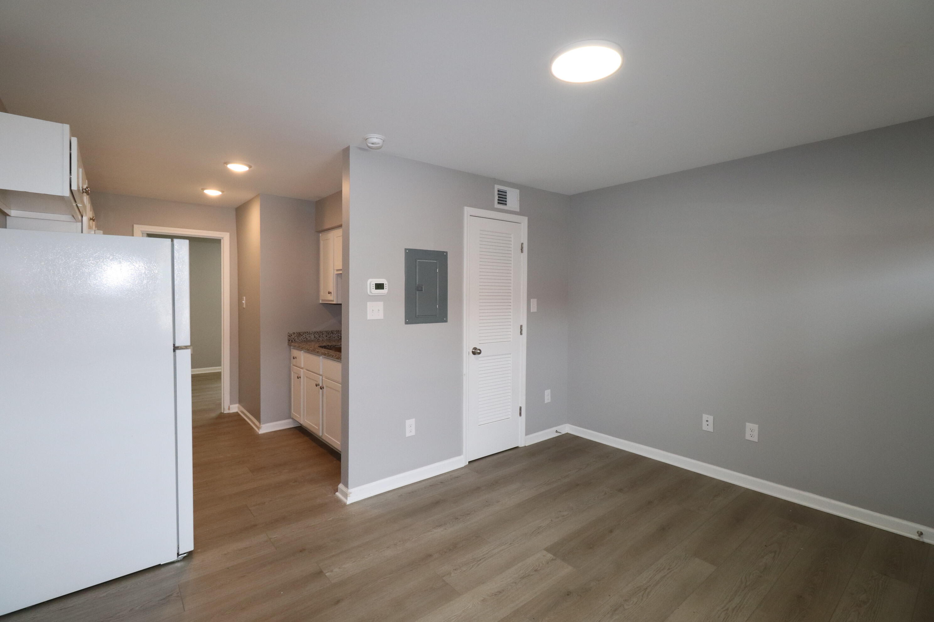 203 S 1st Street 107 Property Photo 3