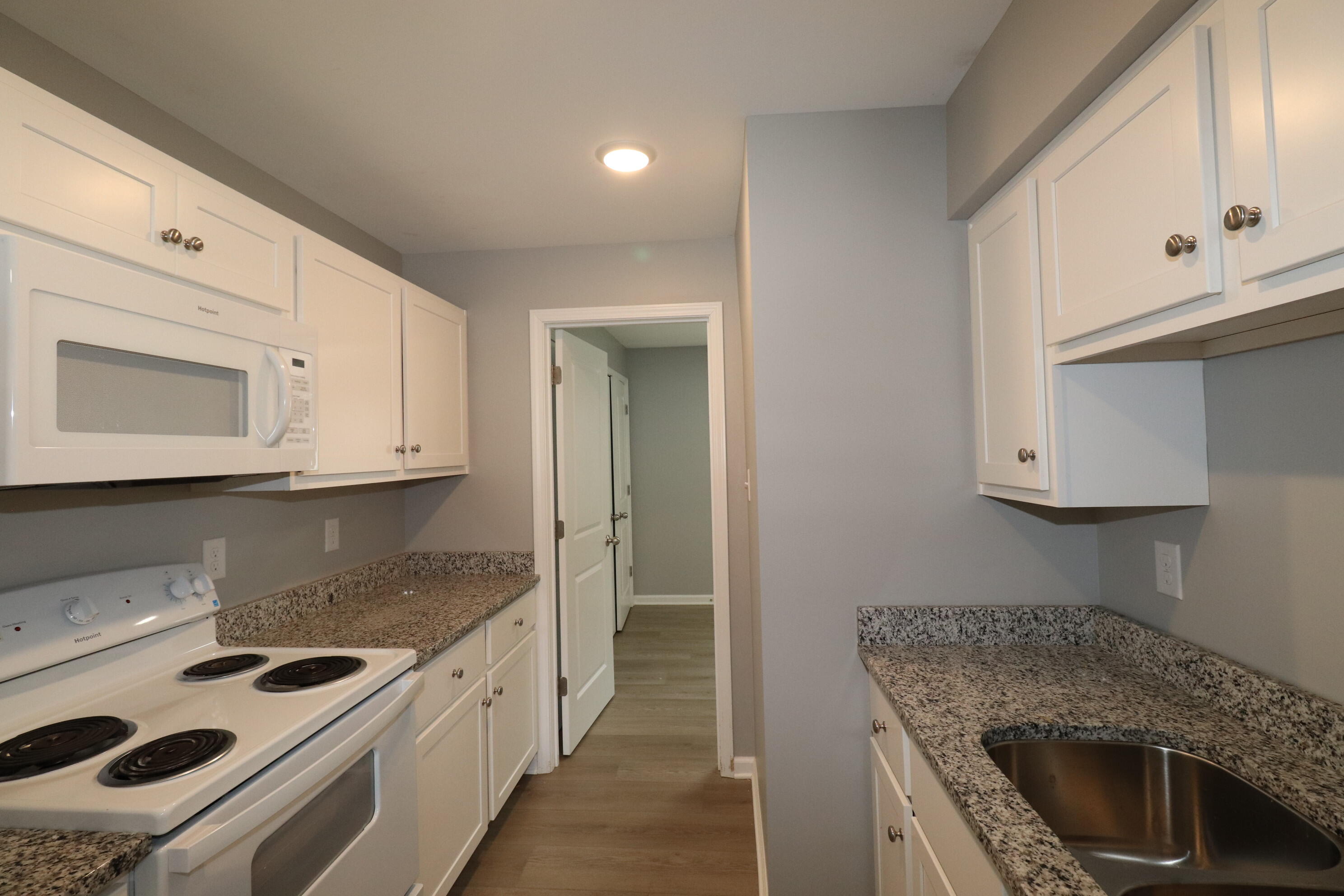 203 S 1st Street 107 Property Photo 5