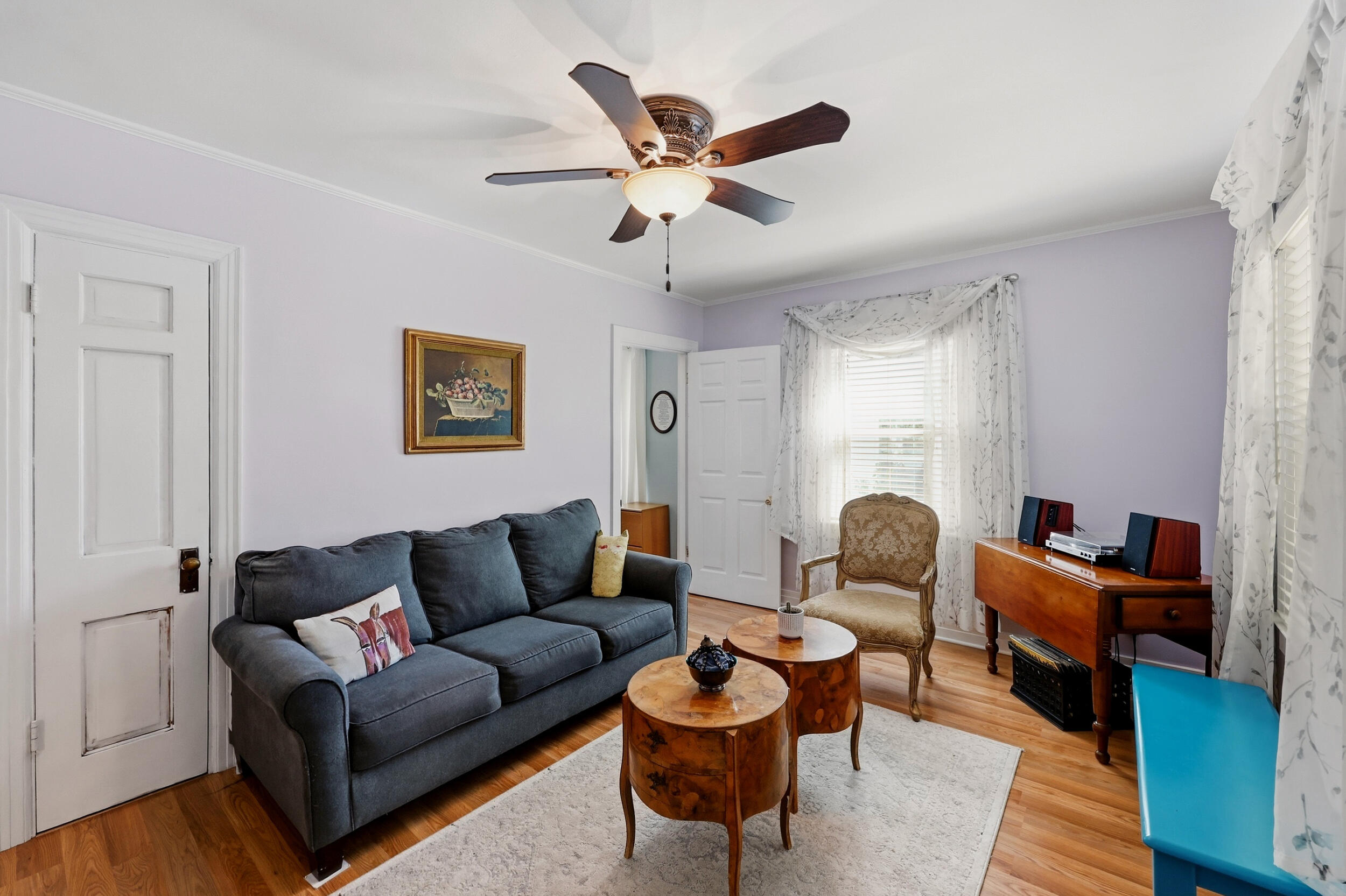 411 Park View Avenue Property Photo 9