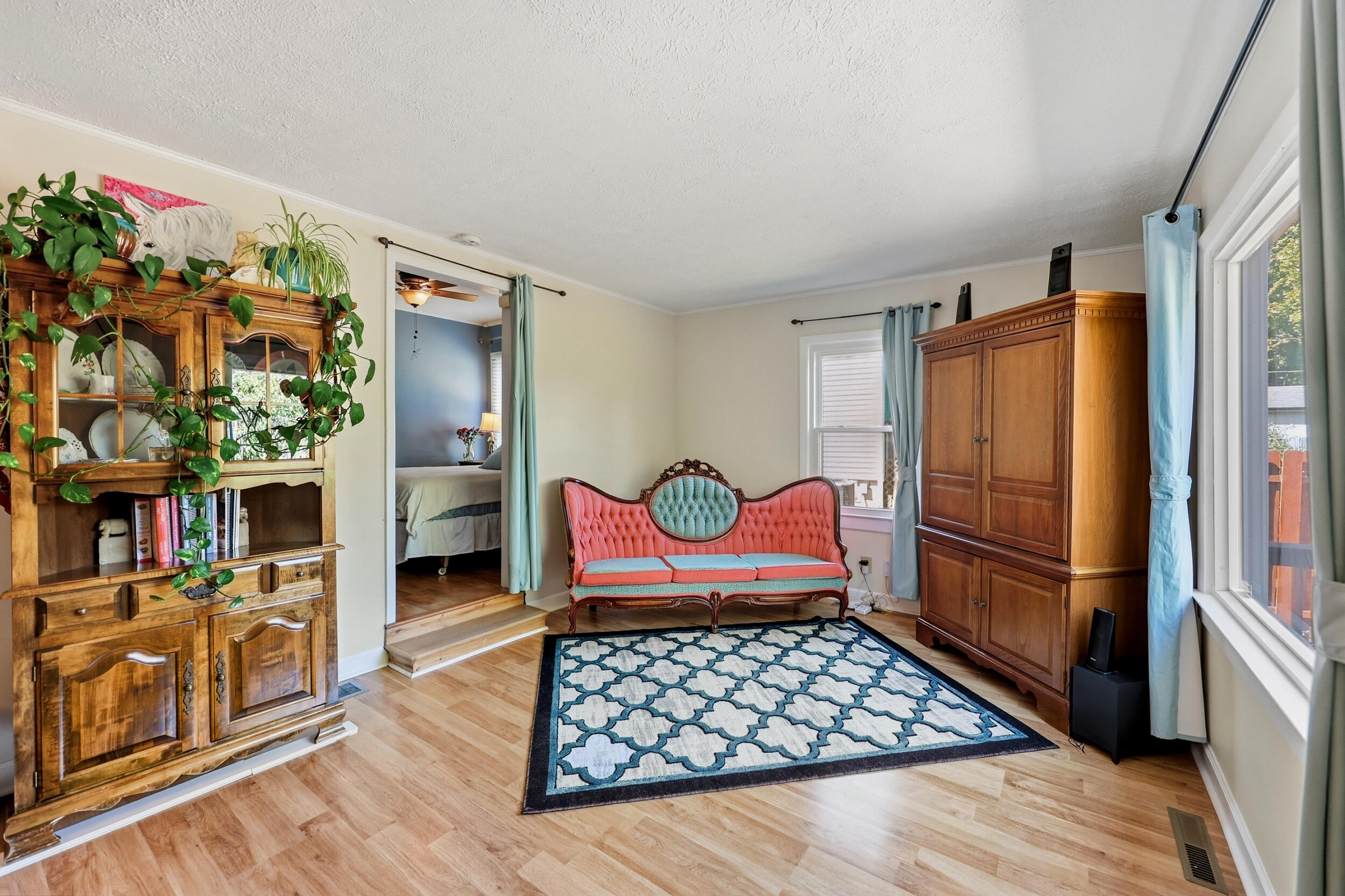 411 Park View Avenue Property Photo 19