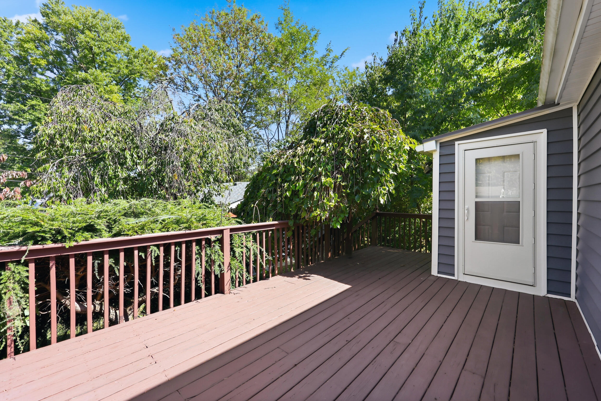 411 Park View Avenue Property Photo 24
