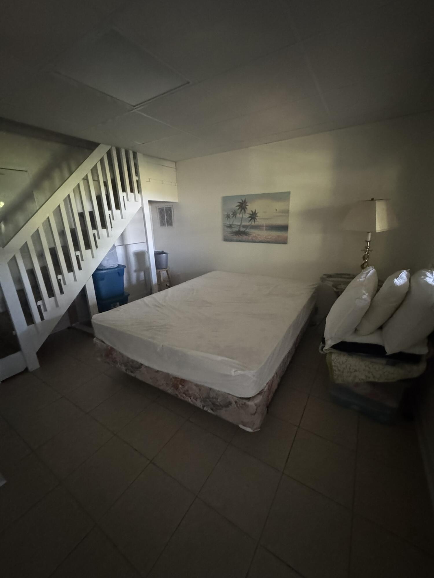 184 Beachamp Road Property Photo 24