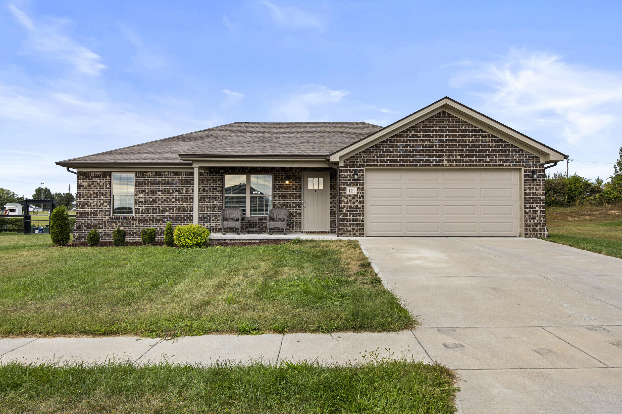 121 Candy Apple Lane Property Photo 1