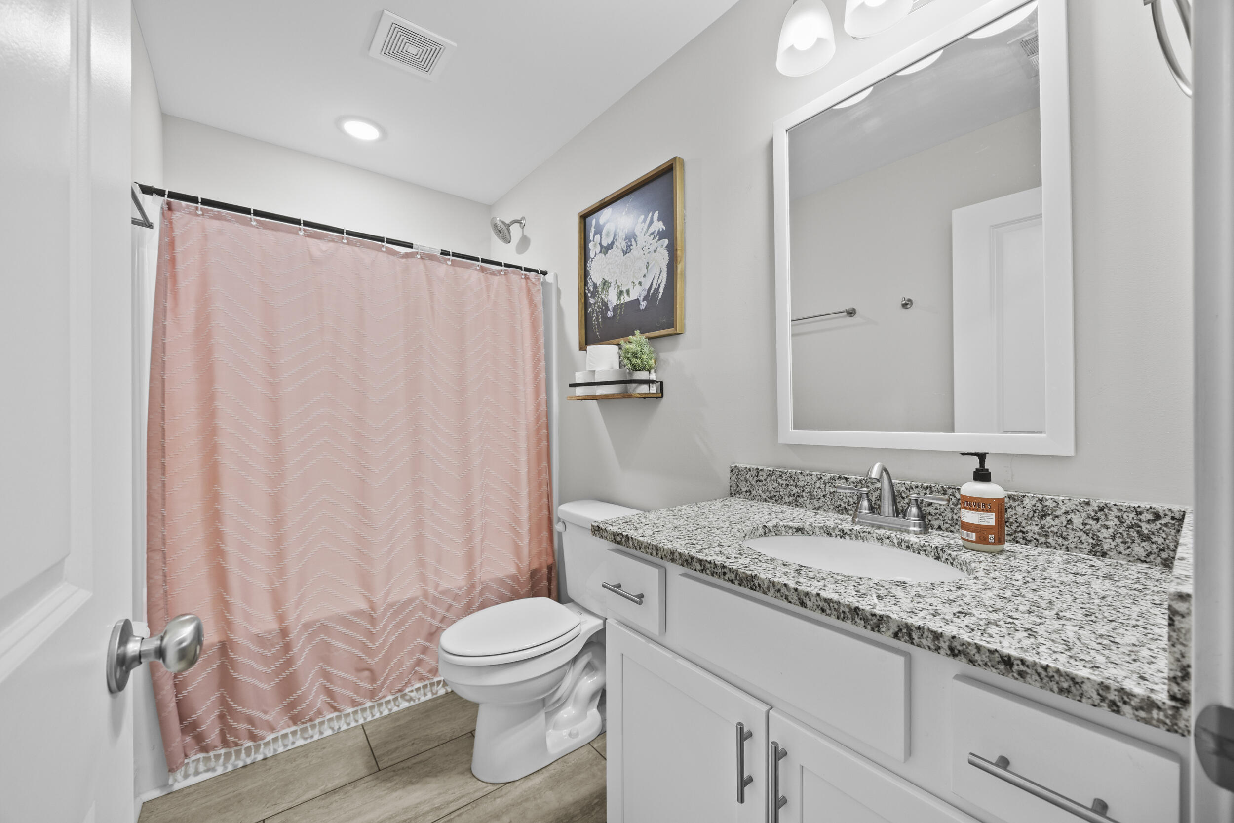 121 Candy Apple Lane Property Photo 18