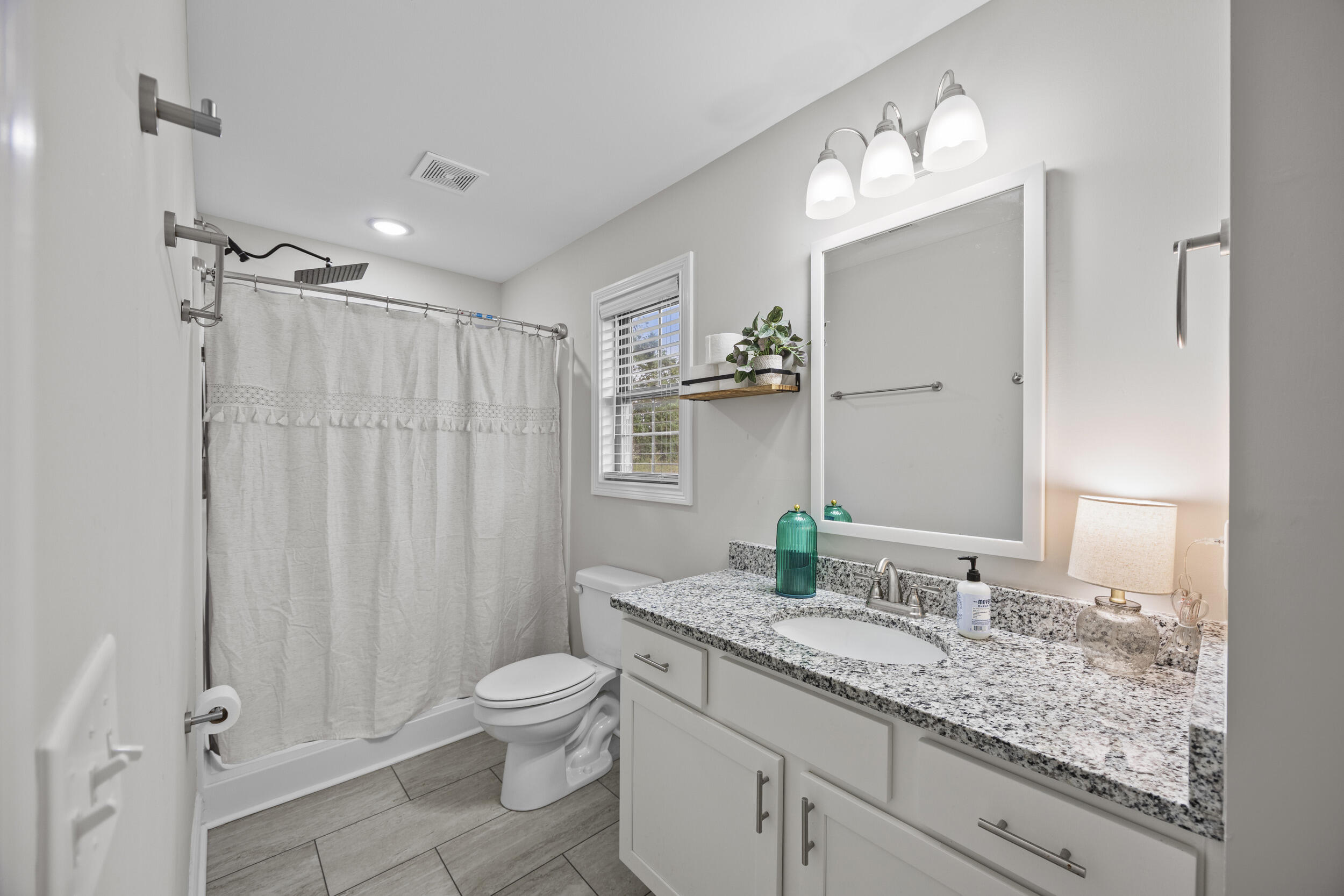 121 Candy Apple Lane Property Photo 22