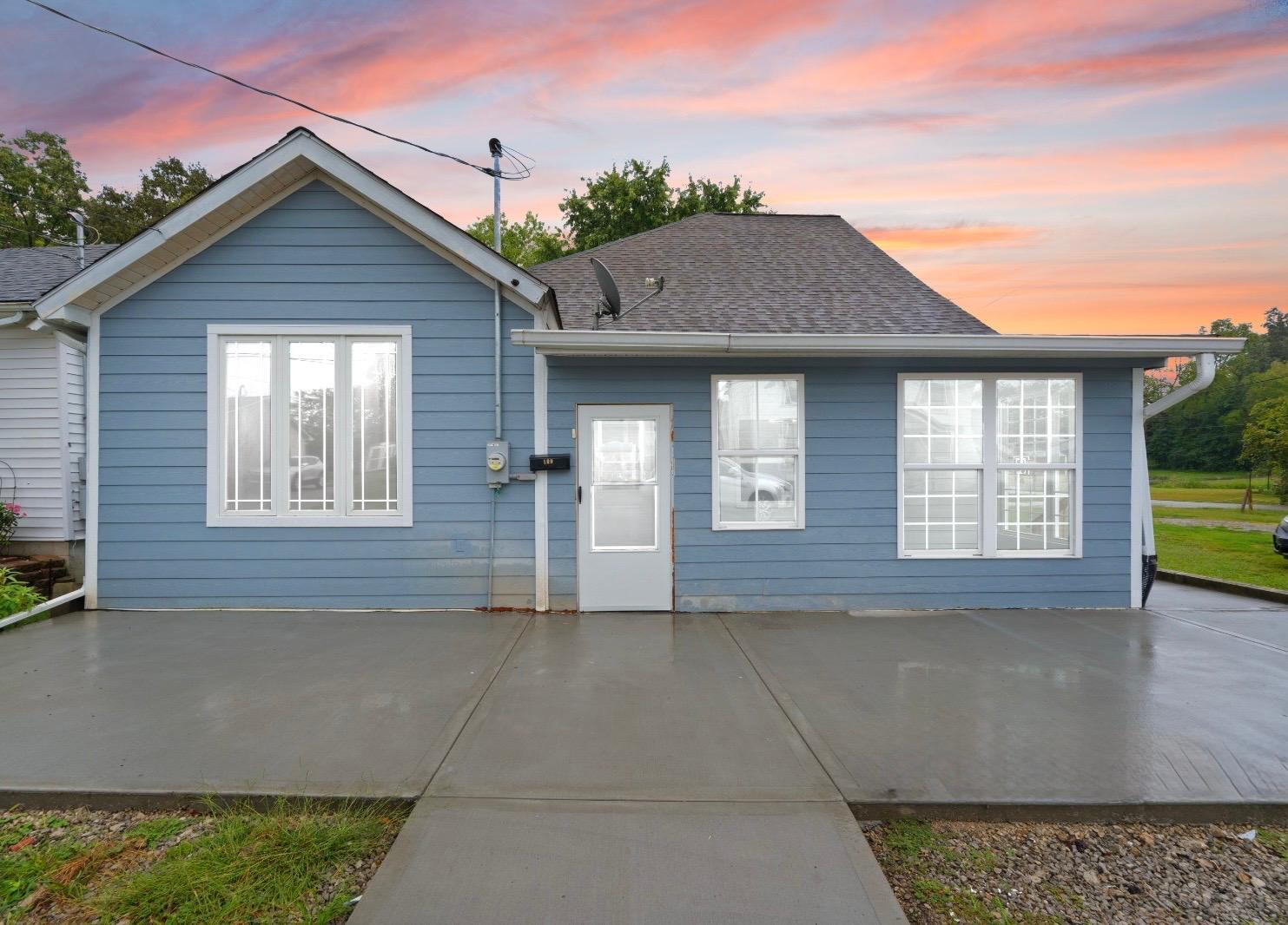109 5th Street Property Photo 1