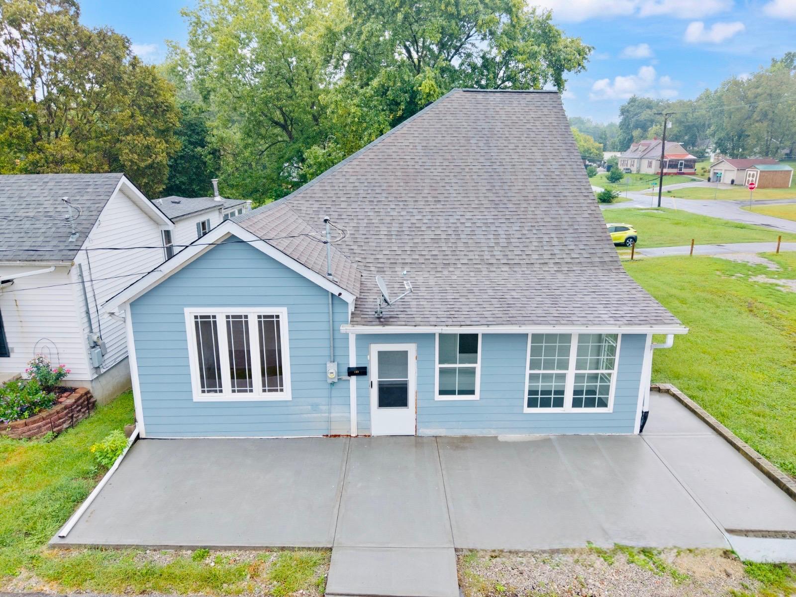 109 5th Street Property Photo 4