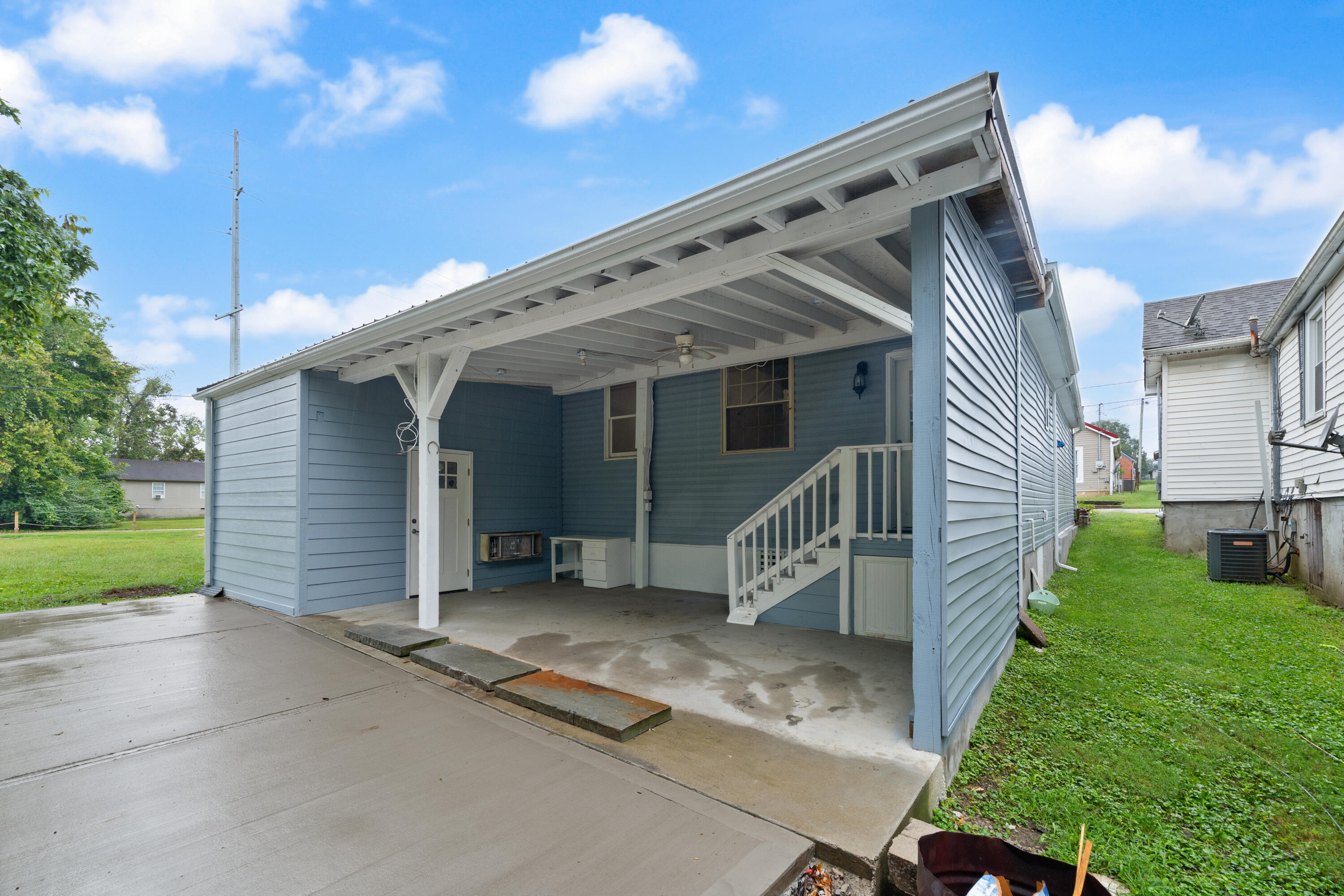 109 5th Street Property Photo 8