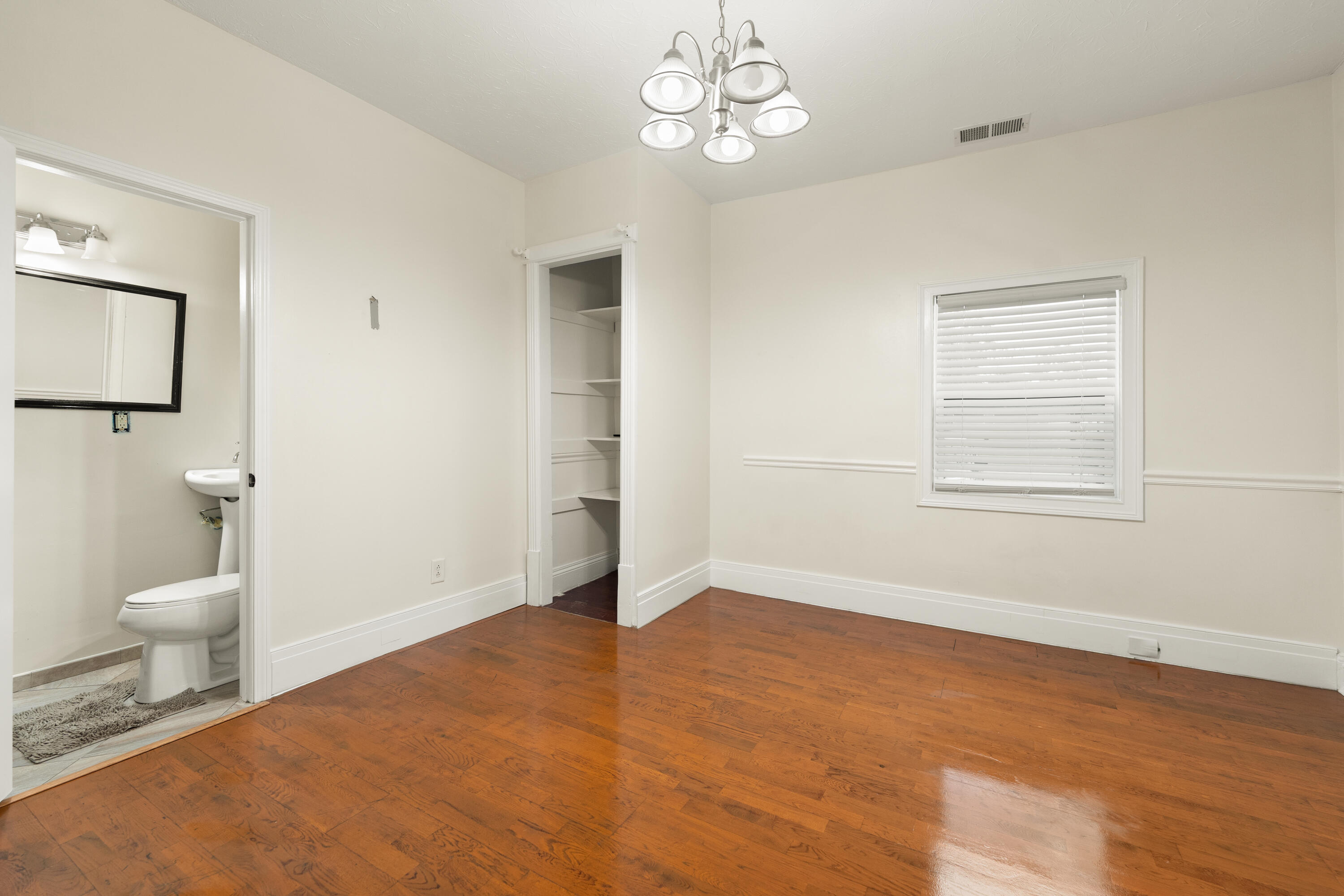 109 5th Street Property Photo 30