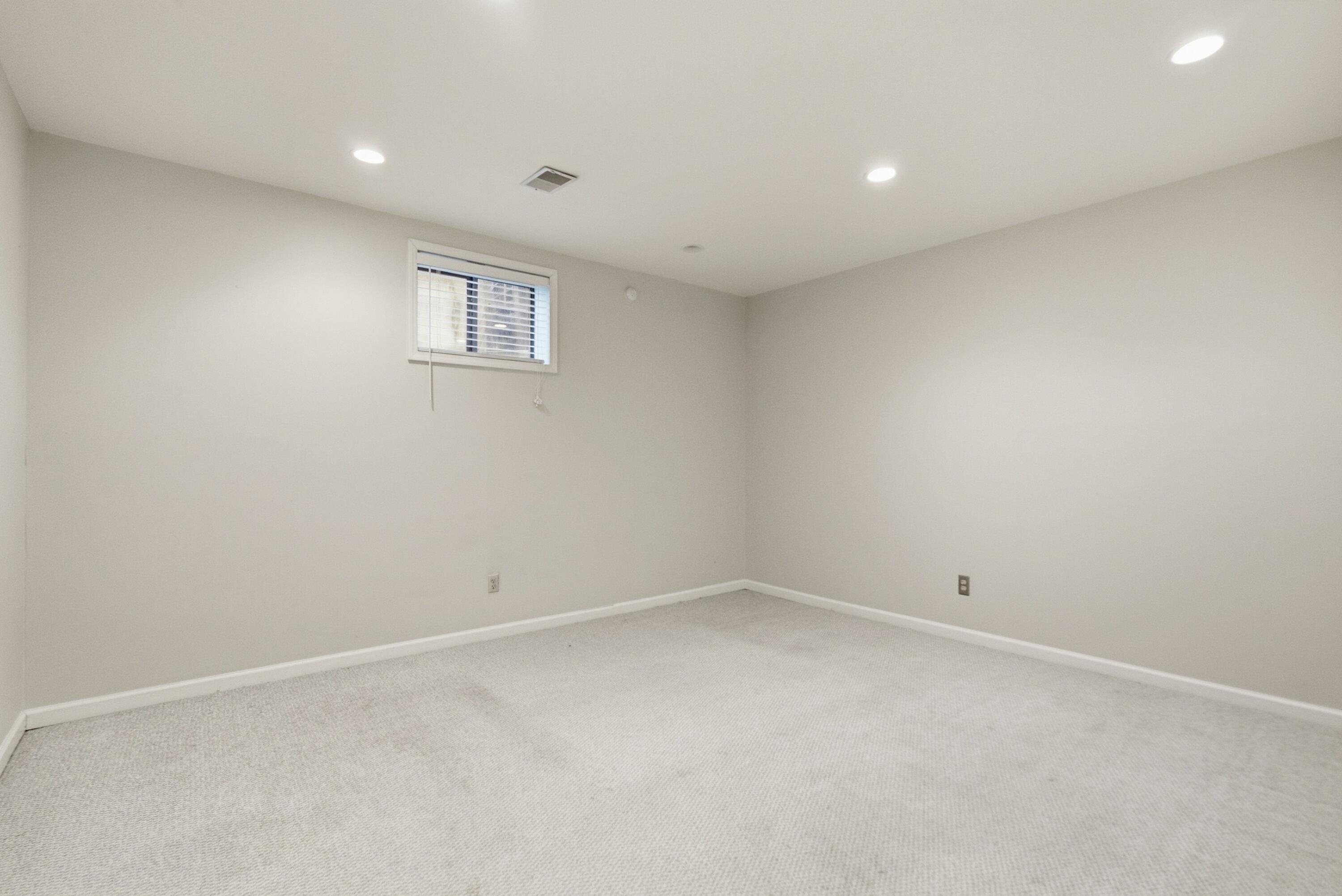 2173 Sallee Drive Property Photo 24