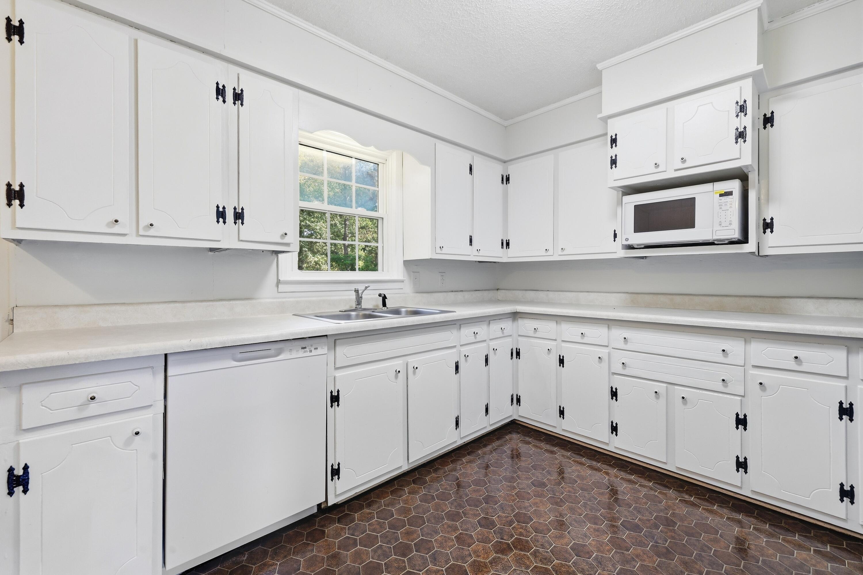 67 State Route 2205 Property Photo 14