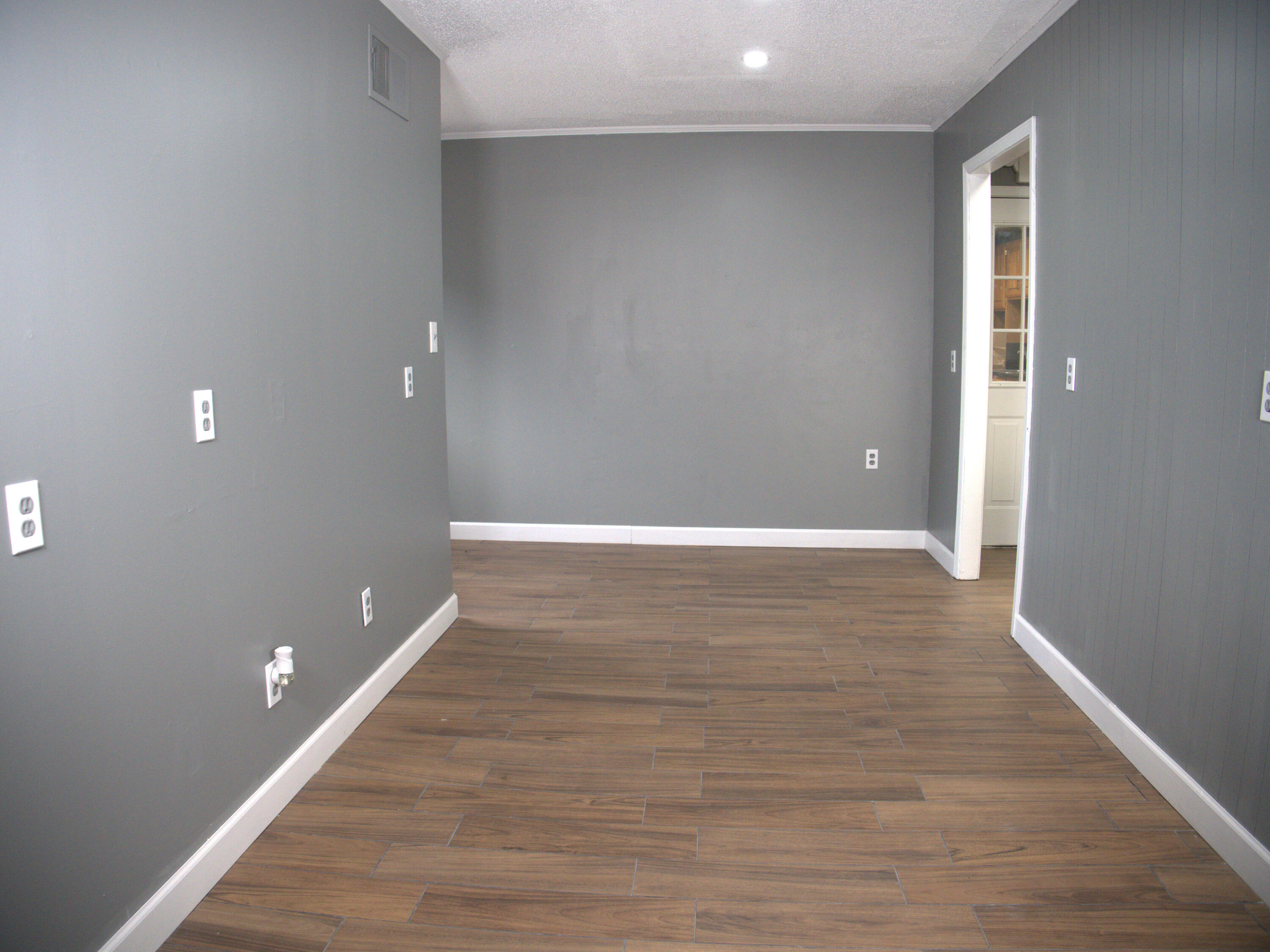 3901 Mayfield Road Property Photo 21