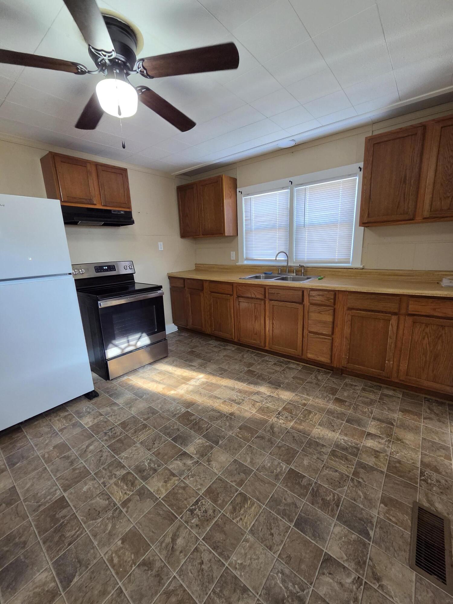 147 Means Avenue Property Photo 14