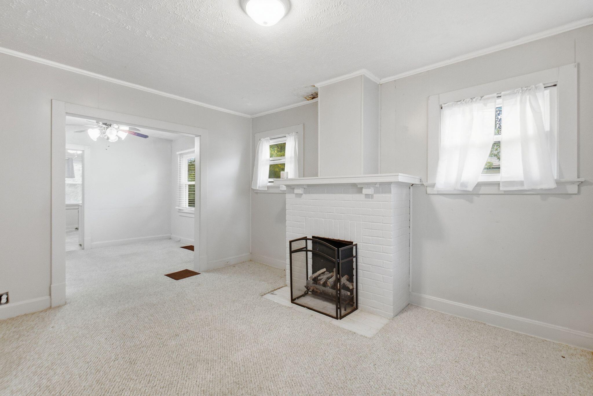 452 Lindberg Drive Property Photo 5