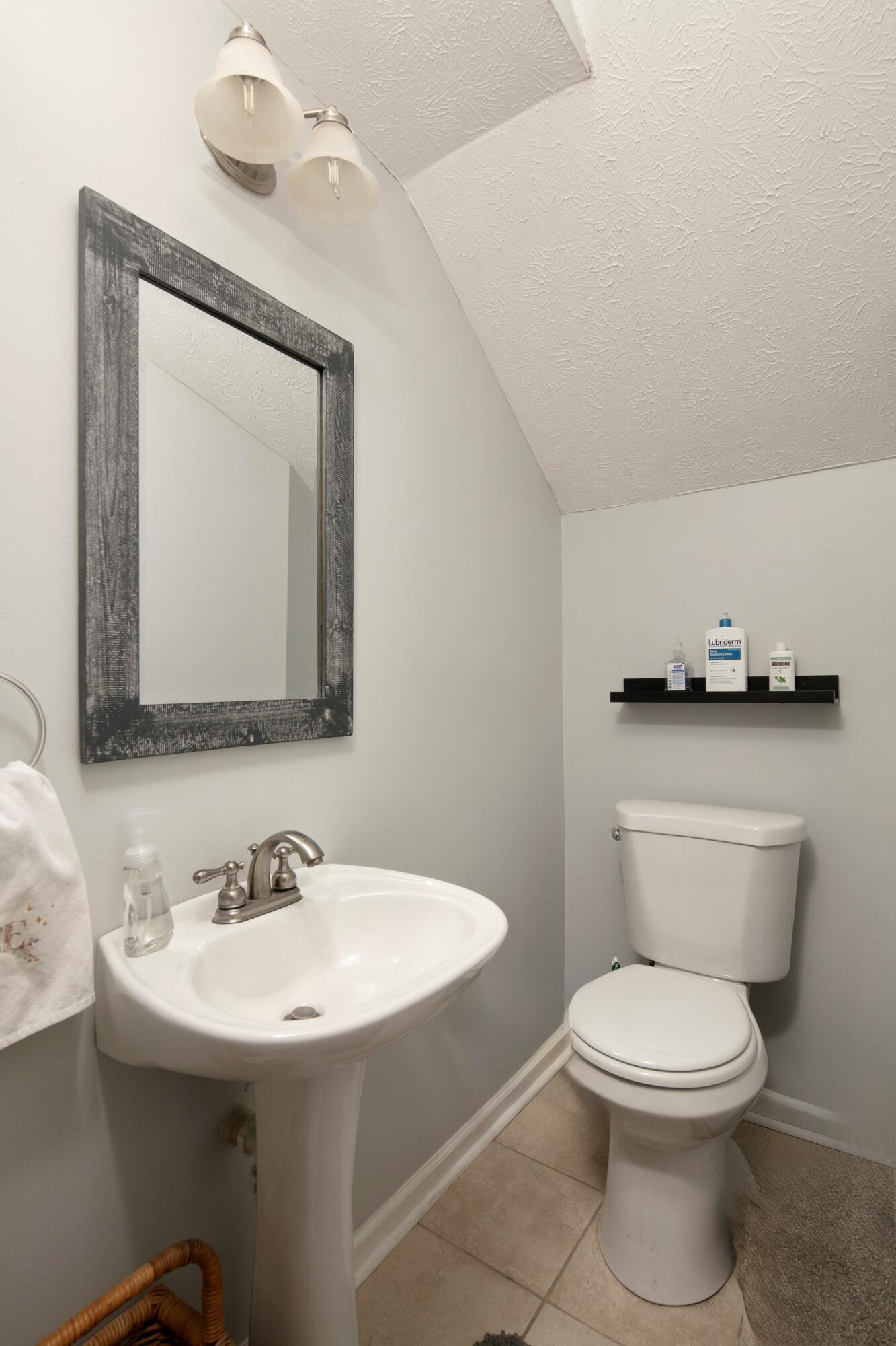 119 Kentucky Avenue B Property Photo 14