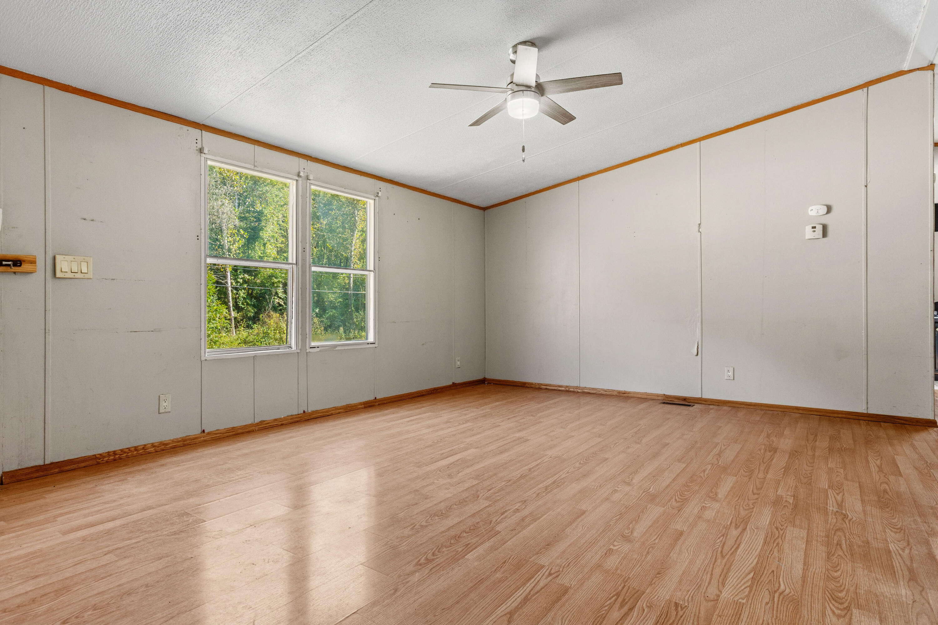 191 Pleasant Valley Property Photo 8