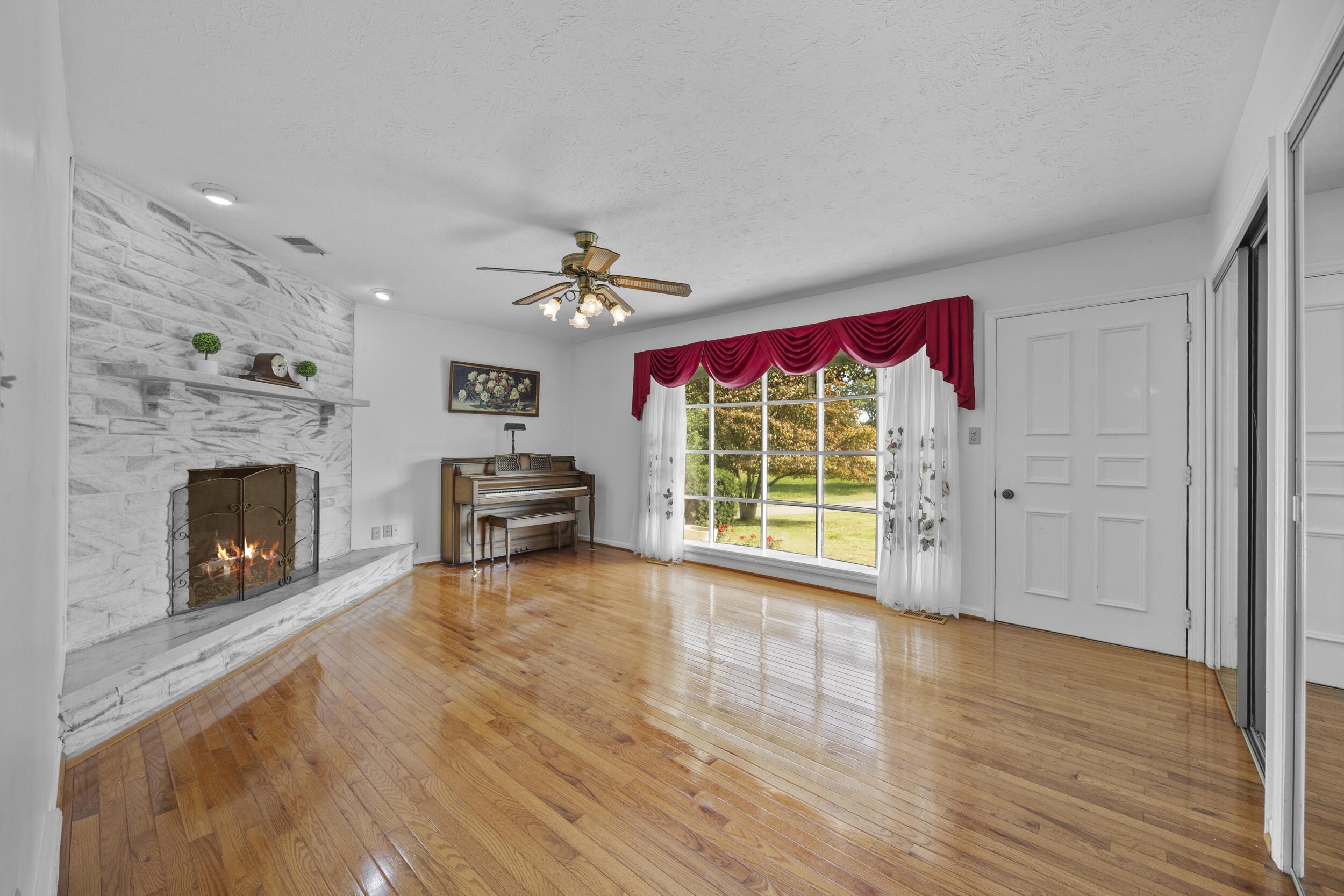 5700 Sulphur Well Road Property Photo 22