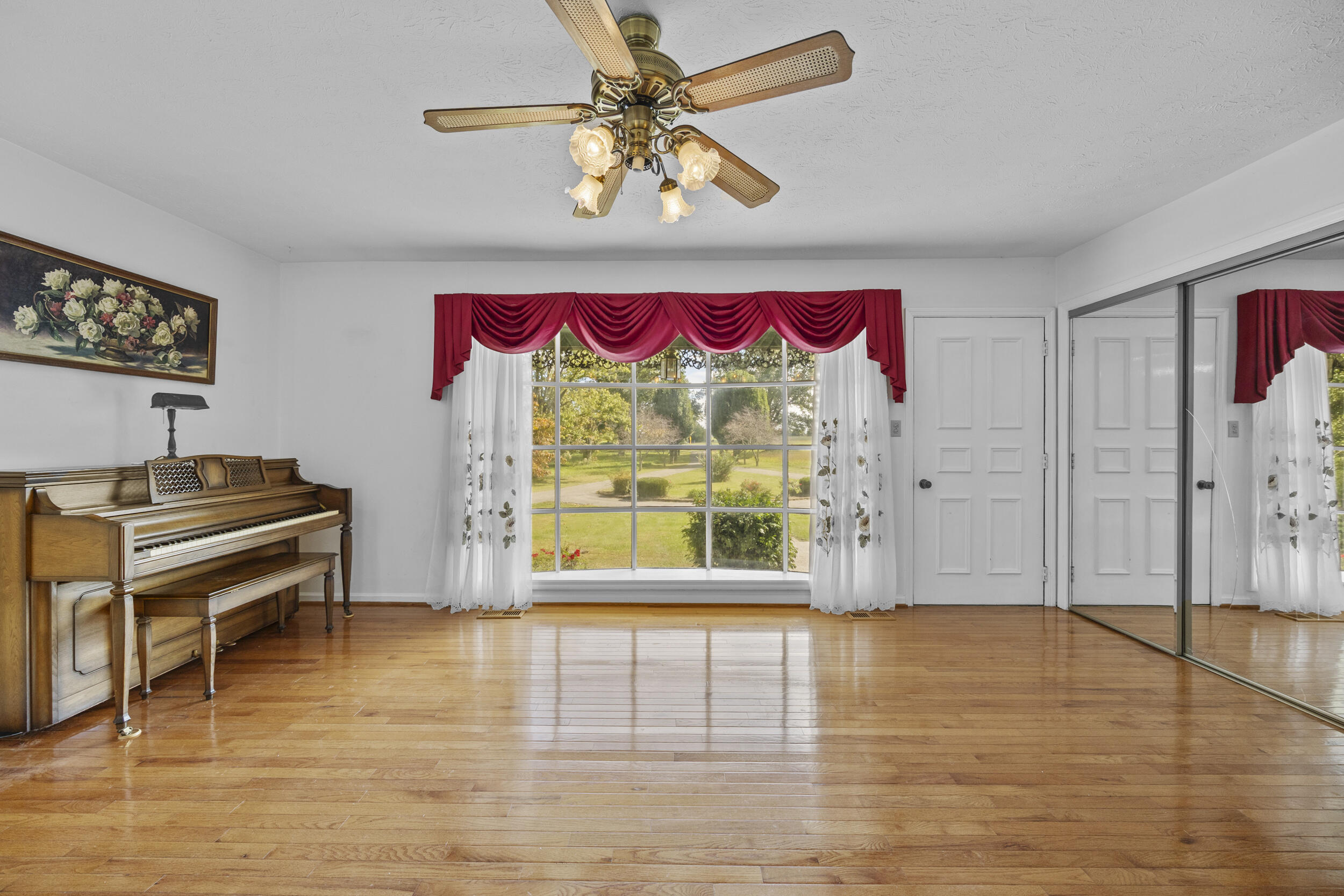 5700 Sulphur Well Road Property Photo 24