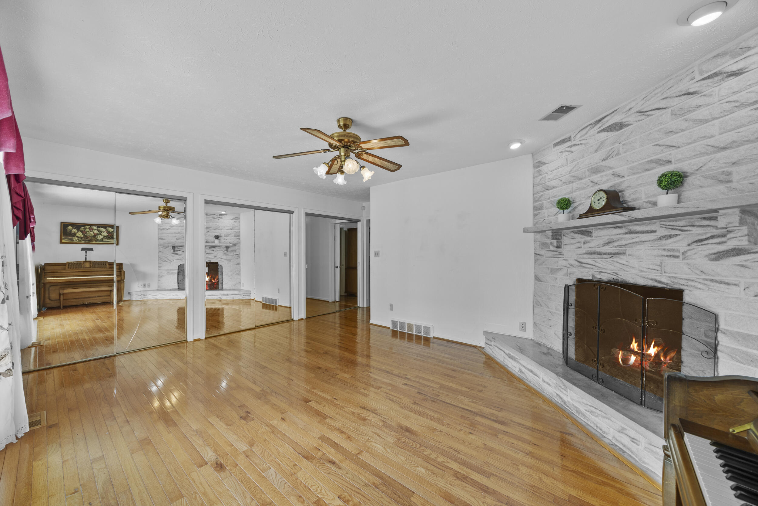 5700 Sulphur Well Road Property Photo 26