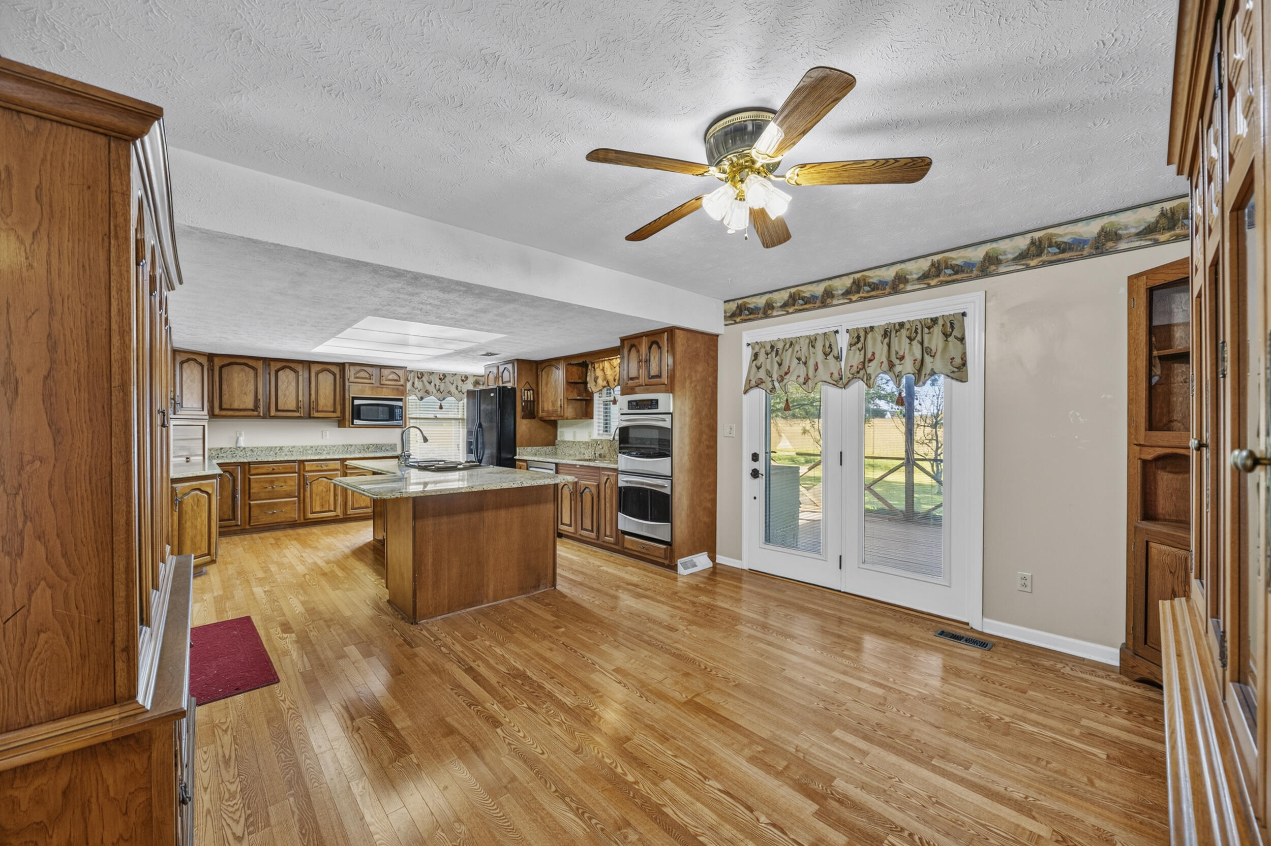 5700 Sulphur Well Road Property Photo 27