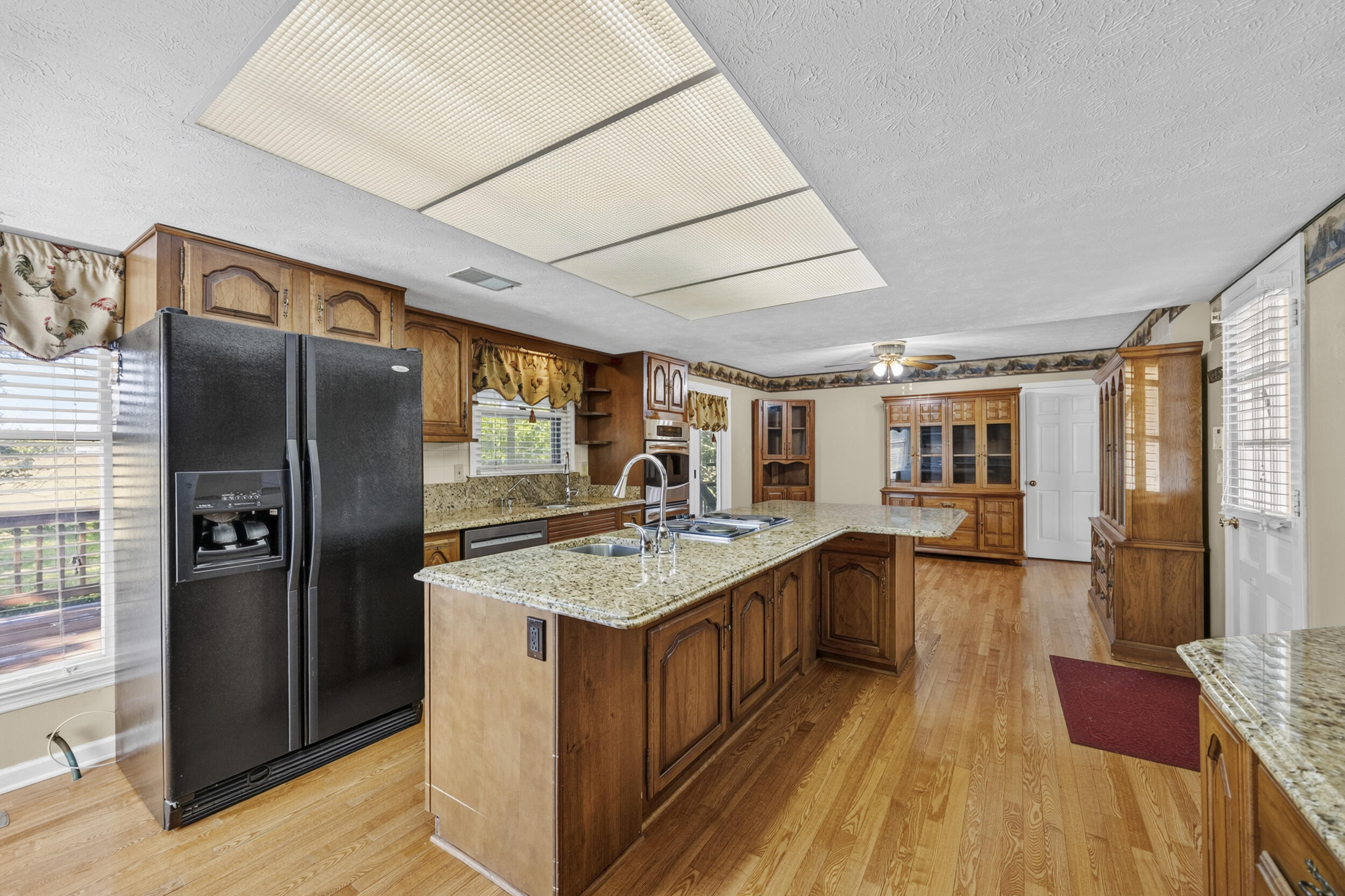 5700 Sulphur Well Road Property Photo 32
