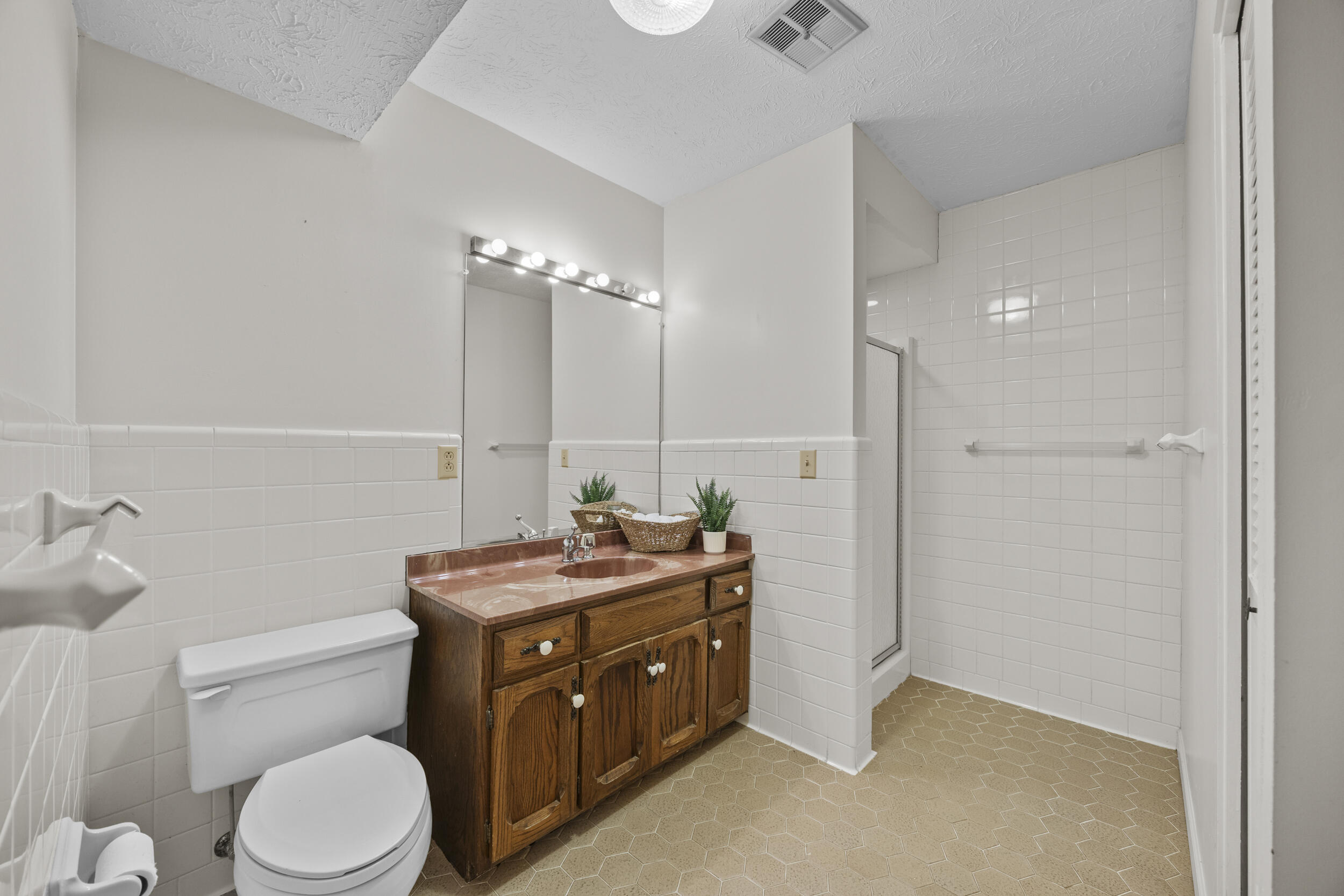 5700 Sulphur Well Road Property Photo 50