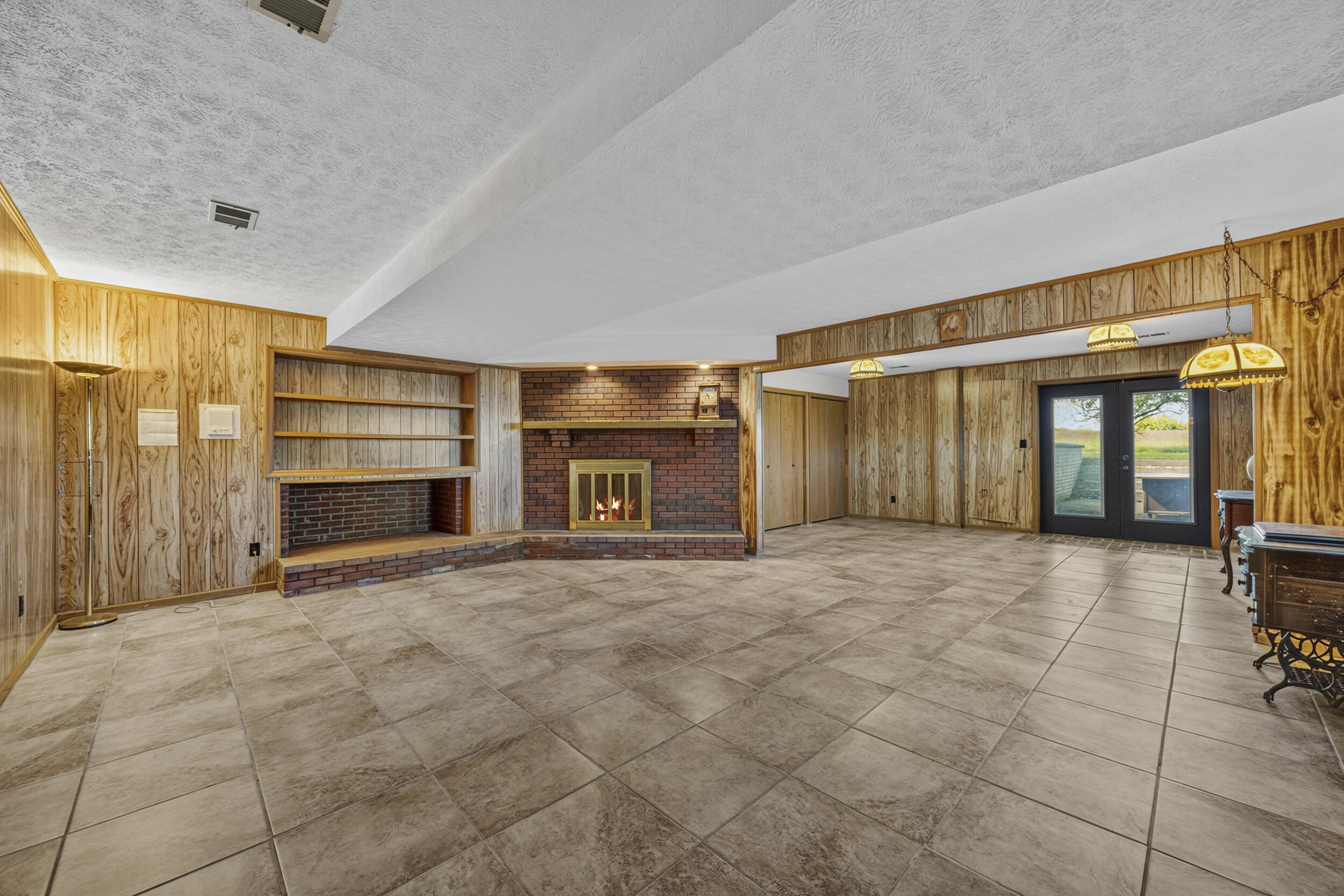 5700 Sulphur Well Road Property Photo 56