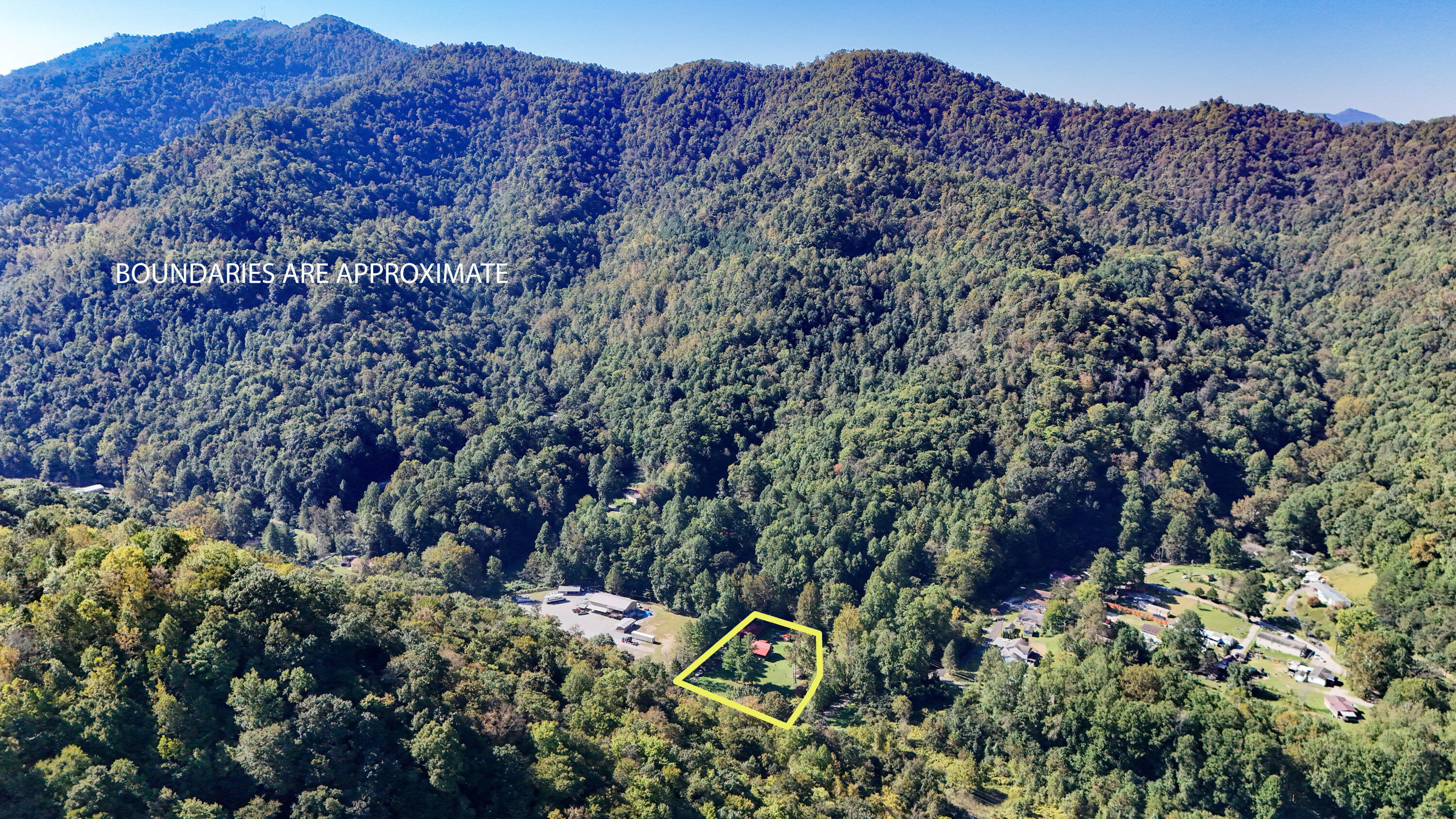 728 Ewing Creek Road Property Photo 3